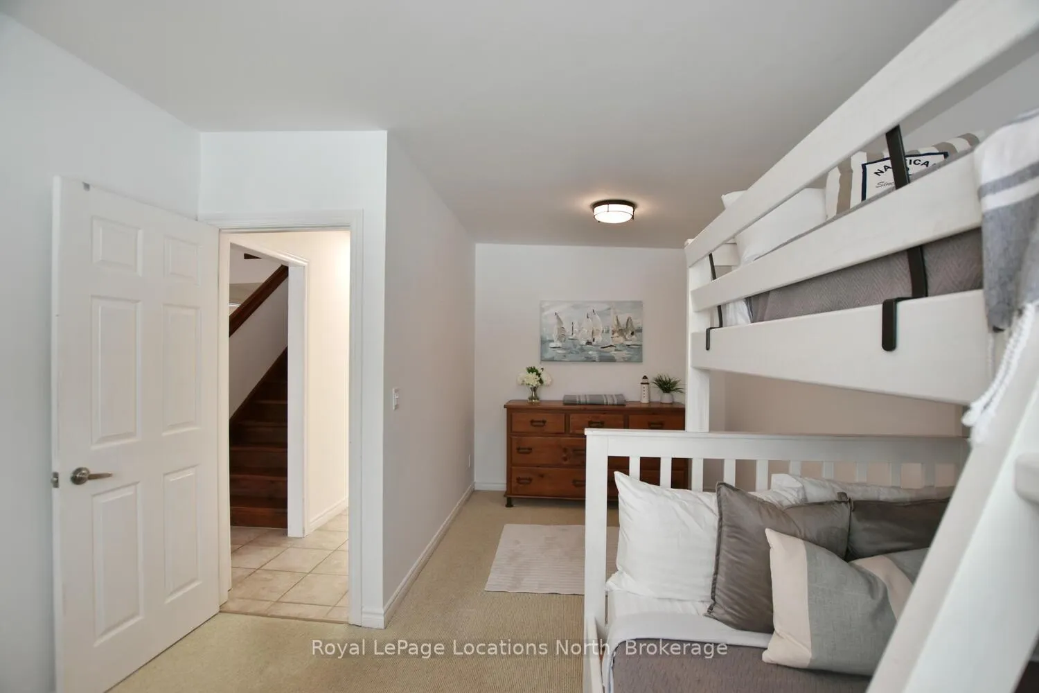 Photo 15 of 111 Martin Grove, Blue Mountains — HOMEH
