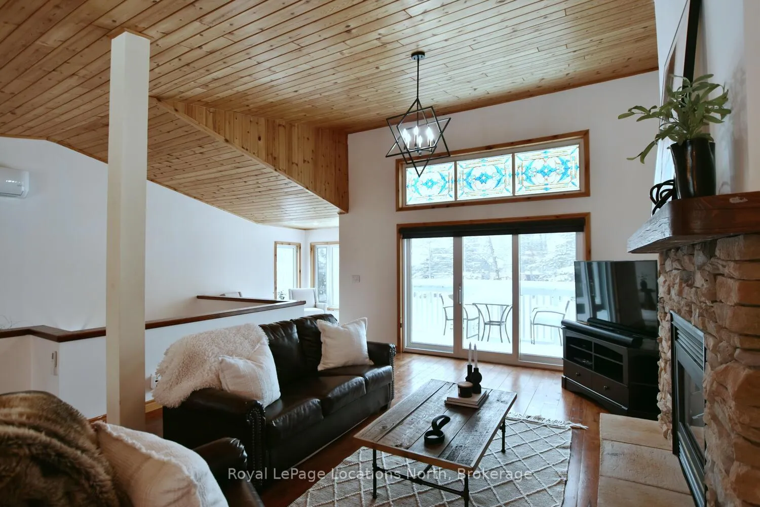 Photo 22 of 111 Martin Grove, Blue Mountains — HOMEH