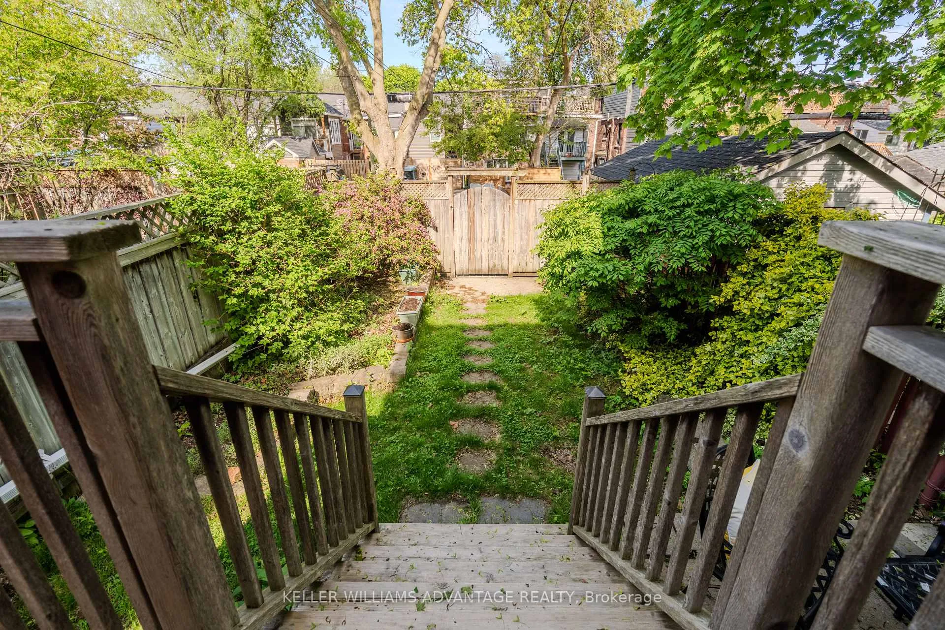 Photo 33 of 111 Rainsford Road, Toronto, The Beaches — HOMEH