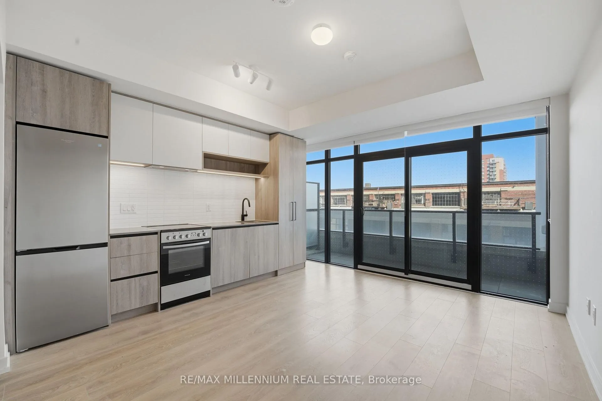 Photo 3 of Unit 314, 181 Sterling Road, Toronto, Dufferin Grove — HOMEH