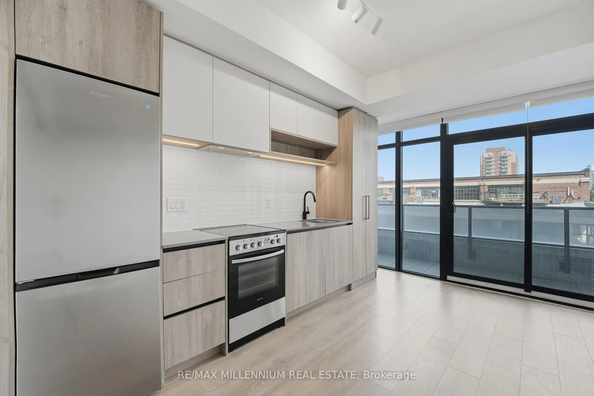 Photo 5 of Unit 314, 181 Sterling Road, Toronto, Dufferin Grove — HOMEH