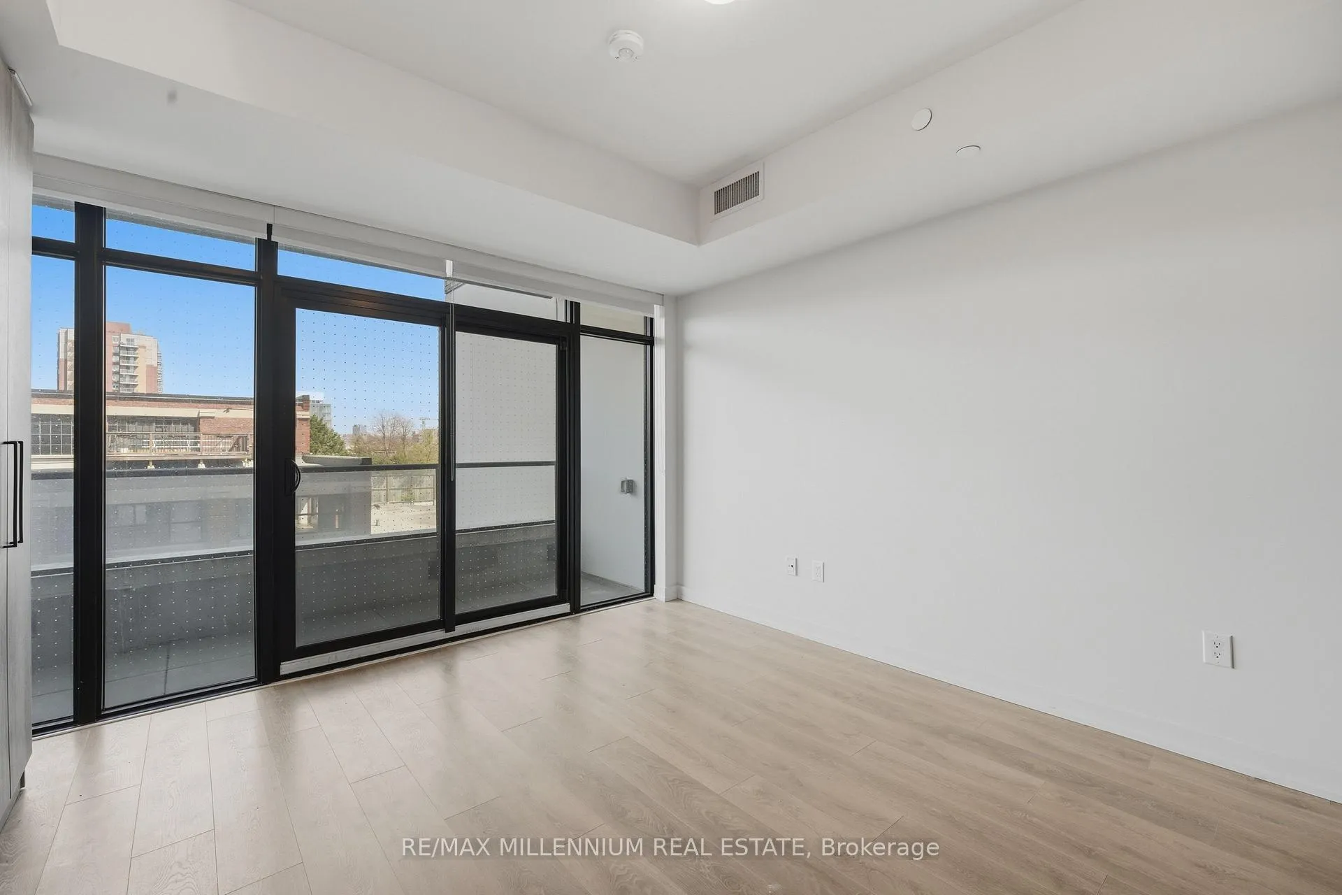 Photo 6 of Unit 314, 181 Sterling Road, Toronto, Dufferin Grove — HOMEH