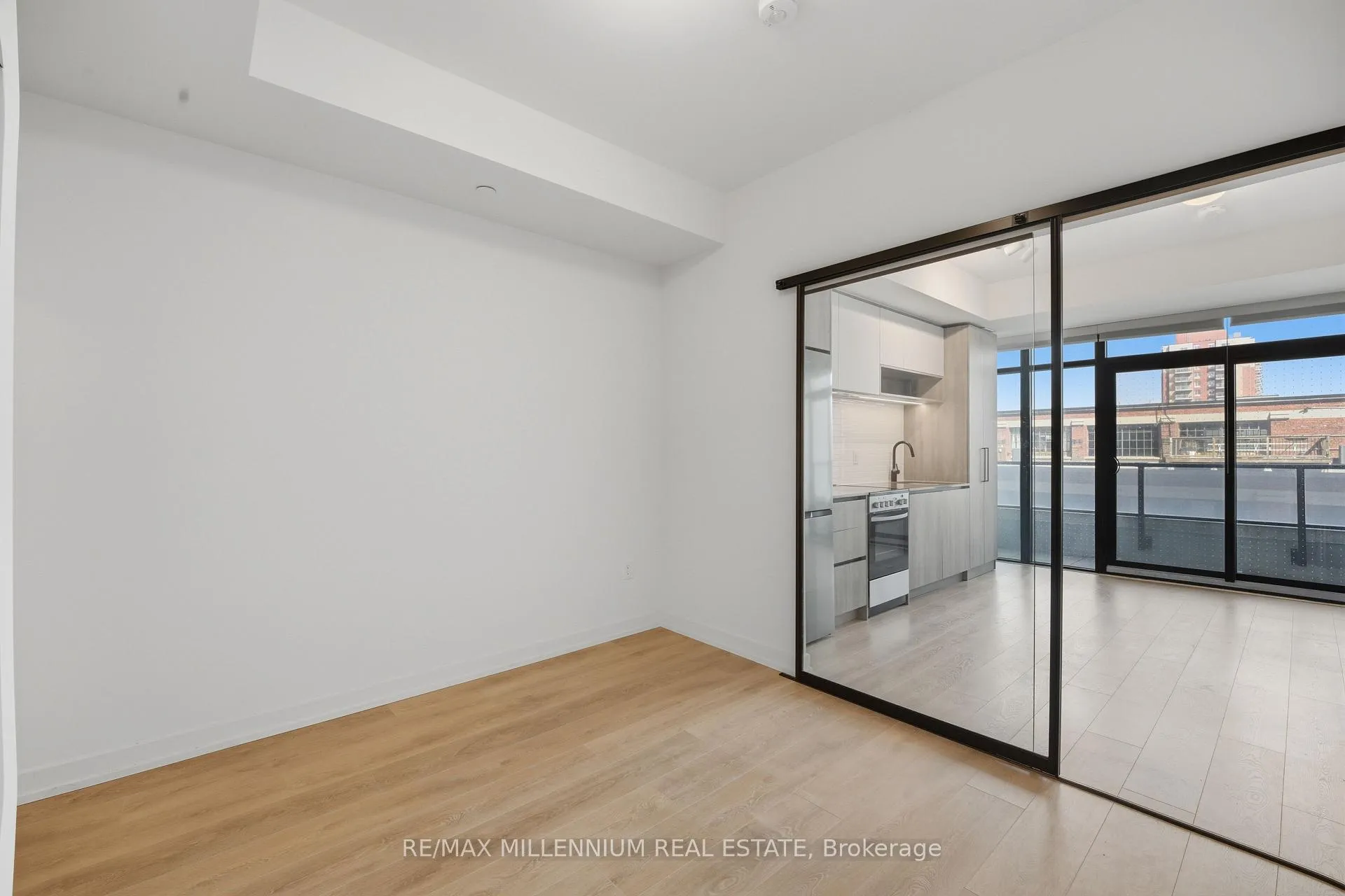 Photo 8 of Unit 314, 181 Sterling Road, Toronto, Dufferin Grove — HOMEH