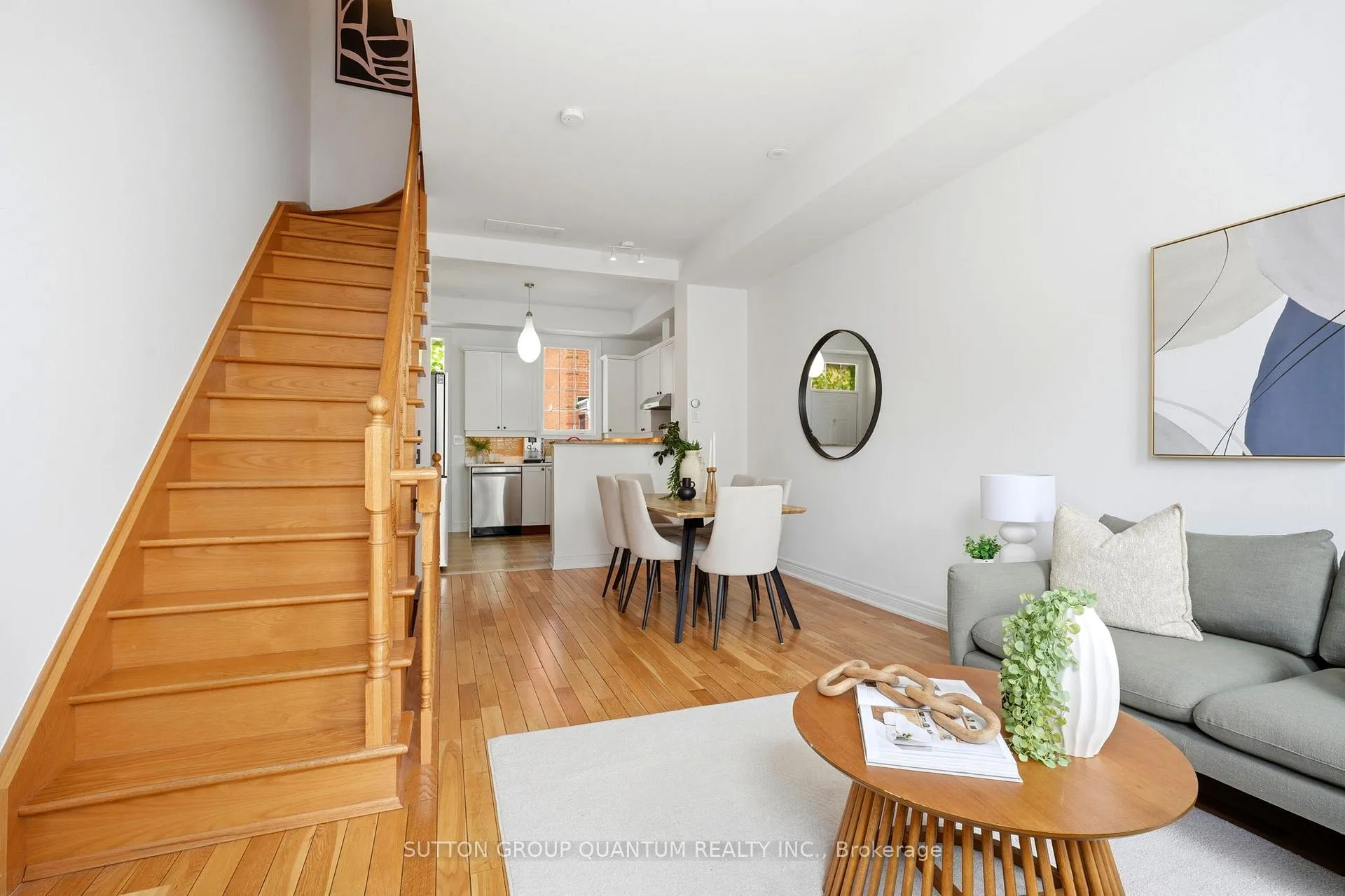 Photo 7 of 2268 Gerrard Street E, Toronto, East End-Danforth — HOMEH