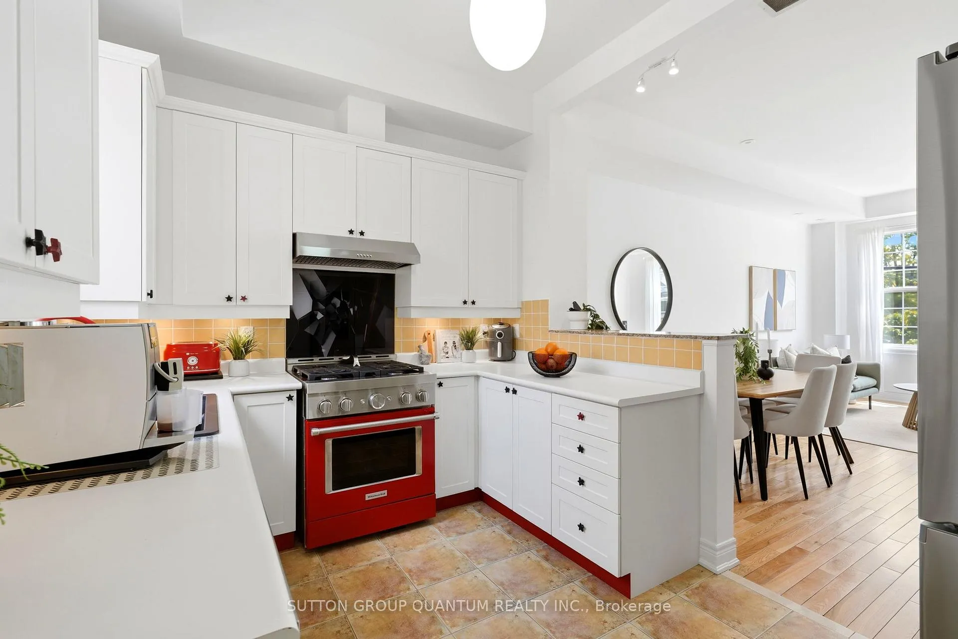 Photo 11 of 2268 Gerrard Street E, Toronto, East End-Danforth — HOMEH