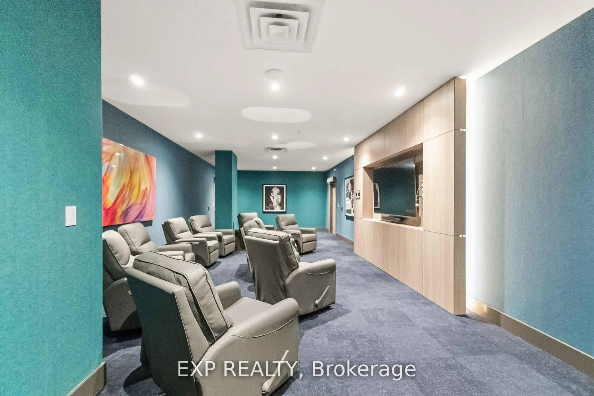 Photo 16 of Unit 2411, 75 James Street S, Hamilton, Corktown — HOMEH