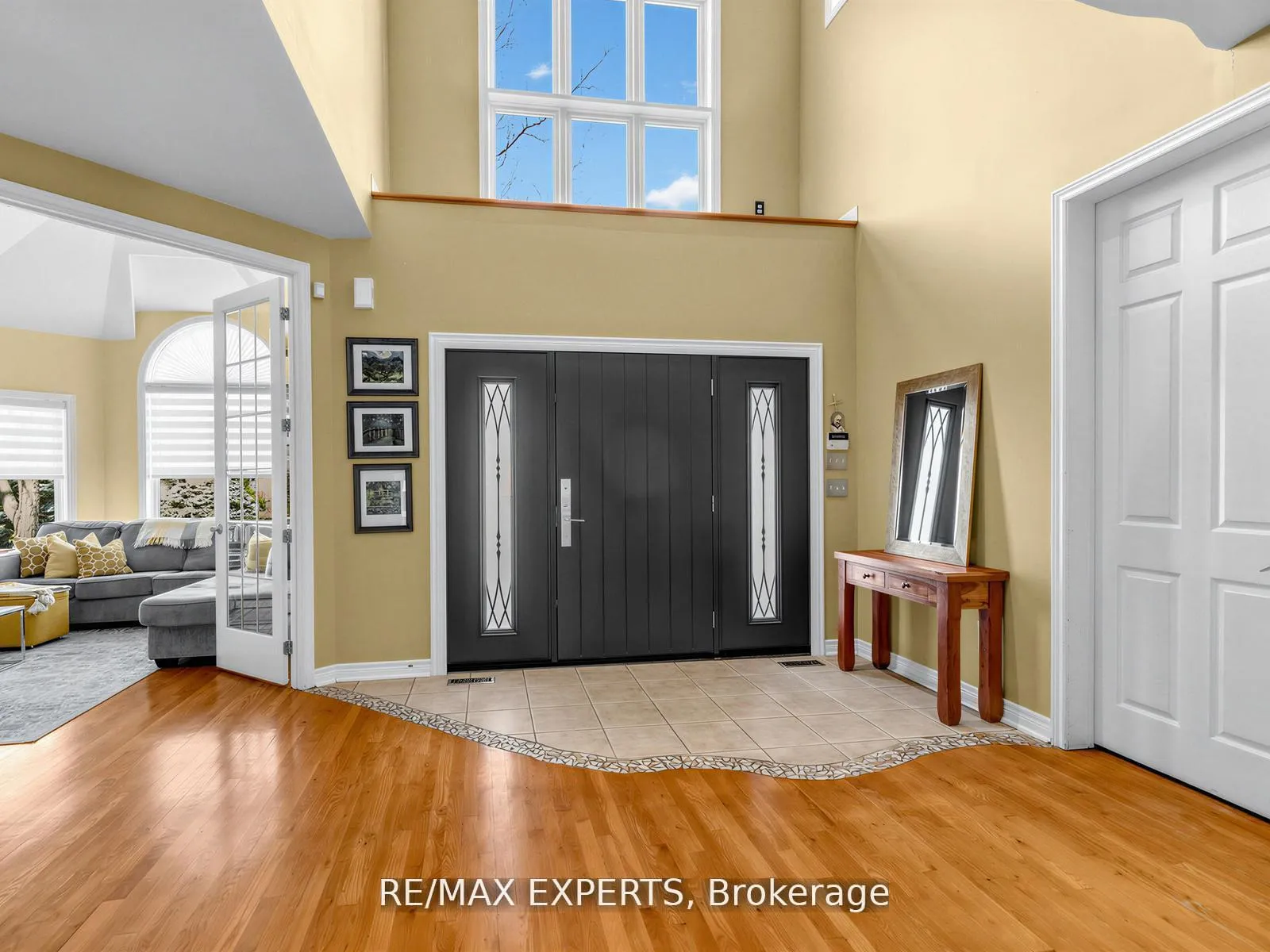 Photo 4 of 203 Thomson Creek Boulevard, Vaughan, Islington Woods — HOMEH
