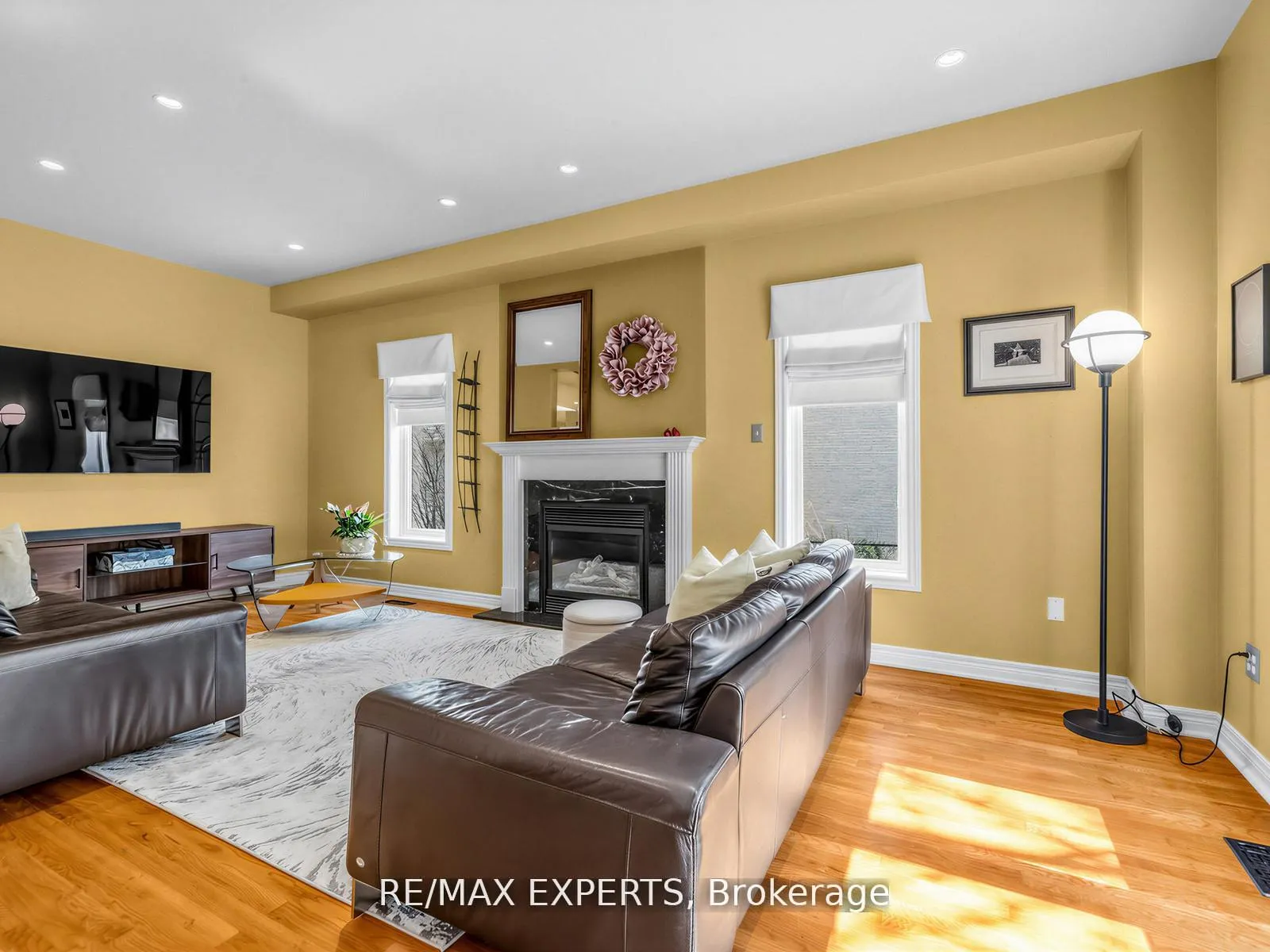 Photo 18 of 203 Thomson Creek Boulevard, Vaughan, Islington Woods — HOMEH