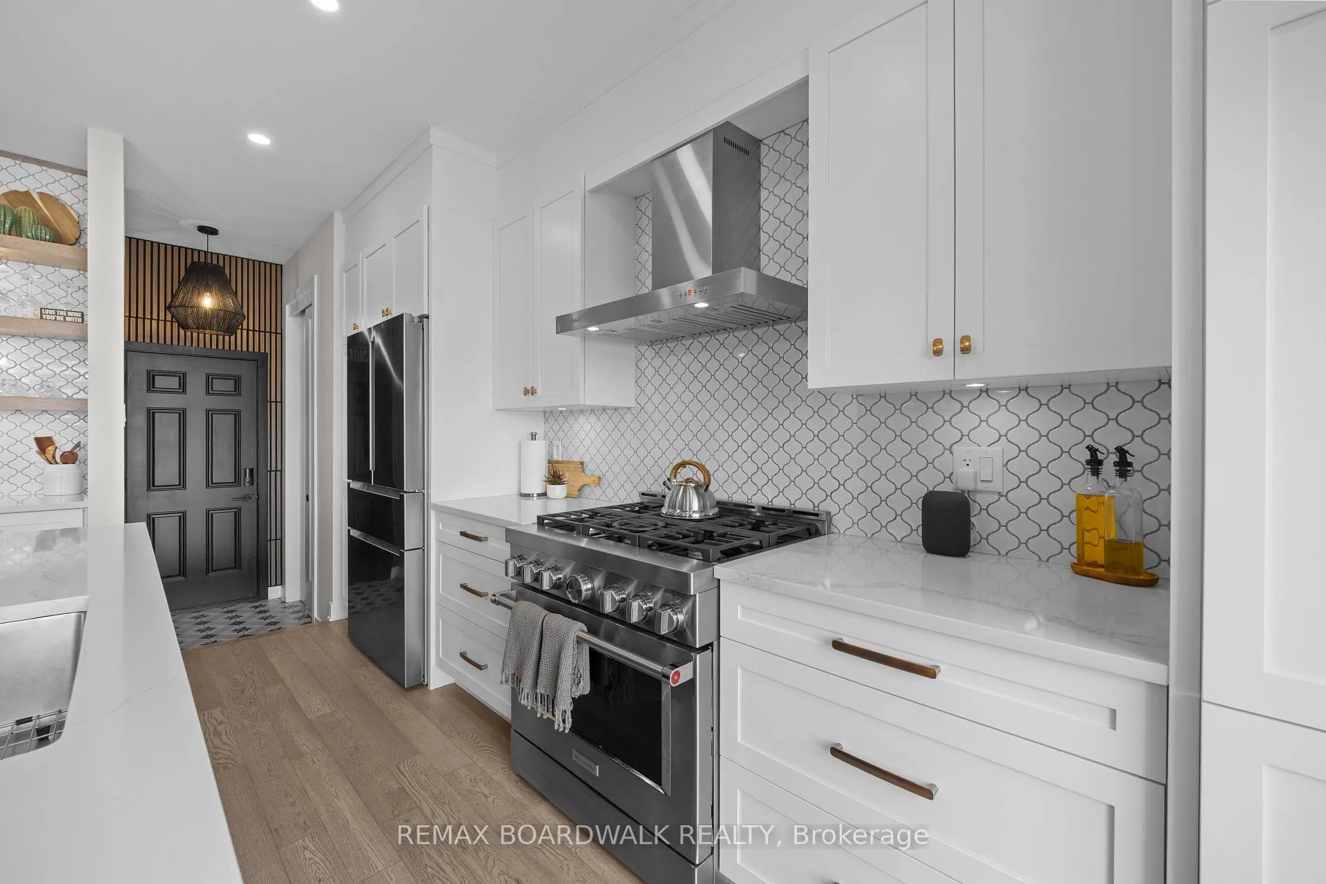 Photo 10 of 332 Finial Way, Ottawa, Barrhaven - Half Moon Bay — HOMEH
