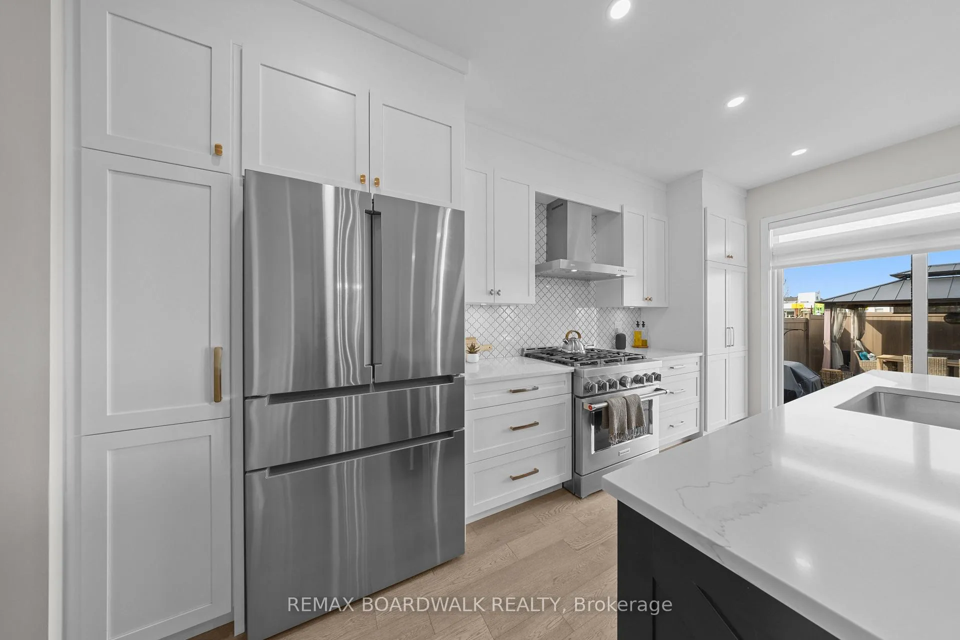 Photo 12 of 332 Finial Way, Ottawa, Barrhaven - Half Moon Bay — HOMEH