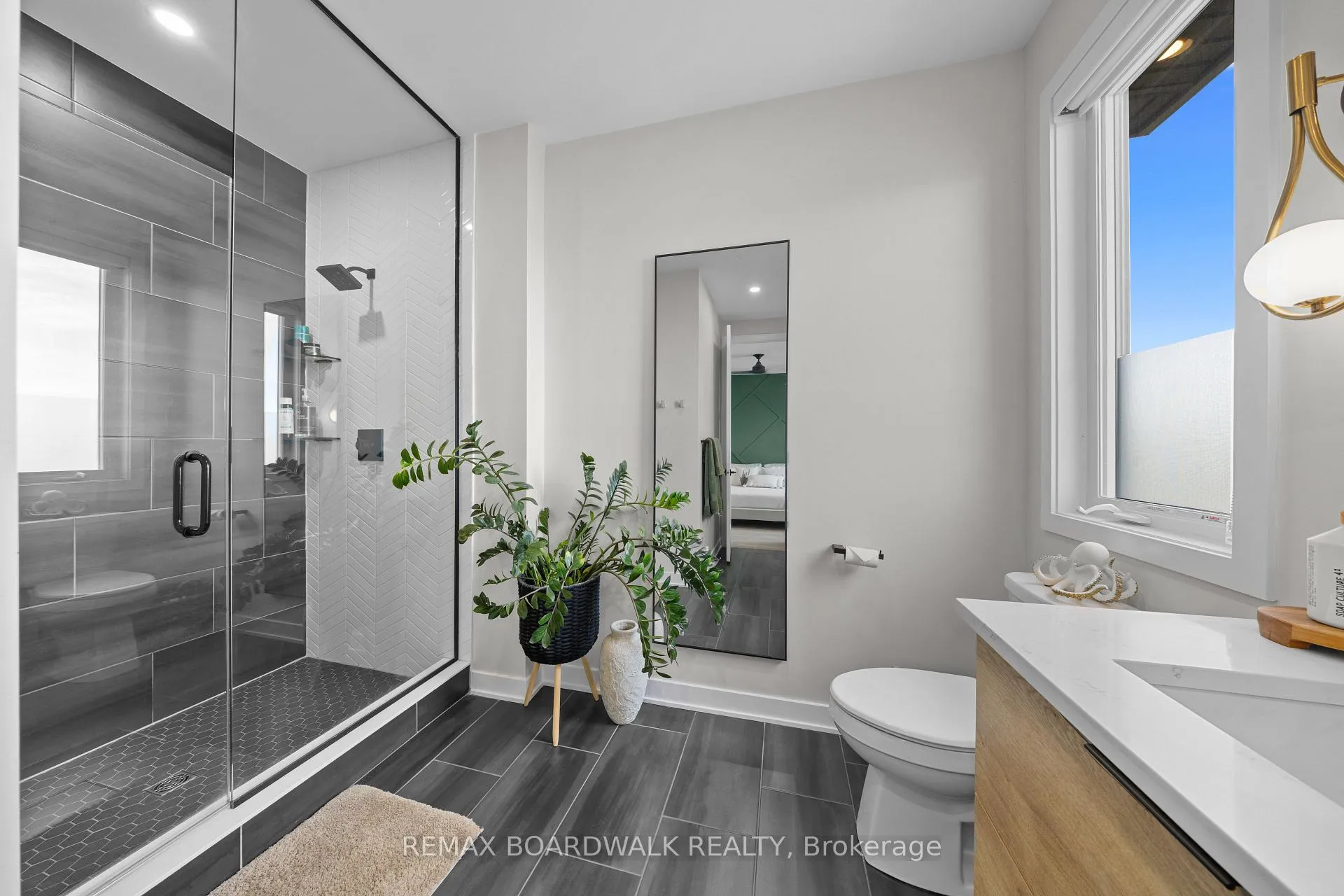 Photo 32 of 332 Finial Way, Ottawa, Barrhaven - Half Moon Bay — HOMEH