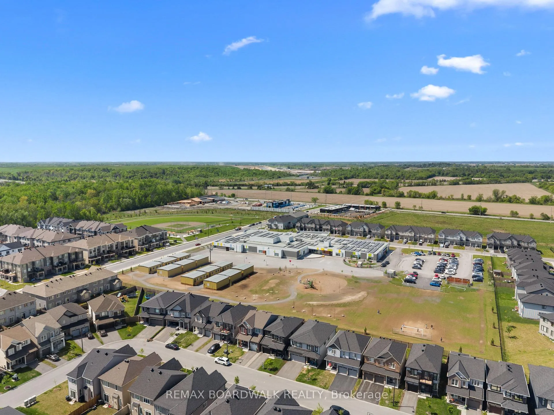 Photo 49 of 332 Finial Way, Ottawa, Barrhaven - Half Moon Bay — HOMEH