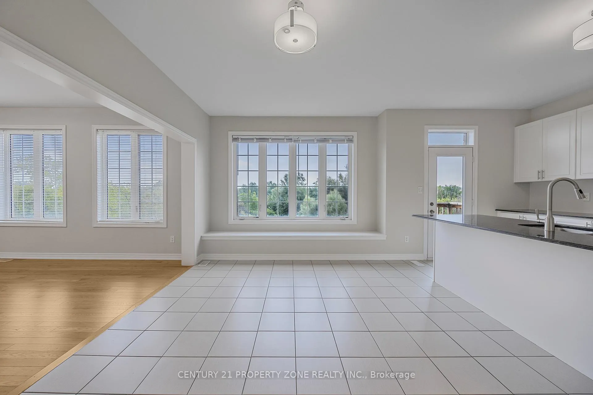 Photo 15 of 919 Green Street, Innisfil, Lefroy — HOMEH