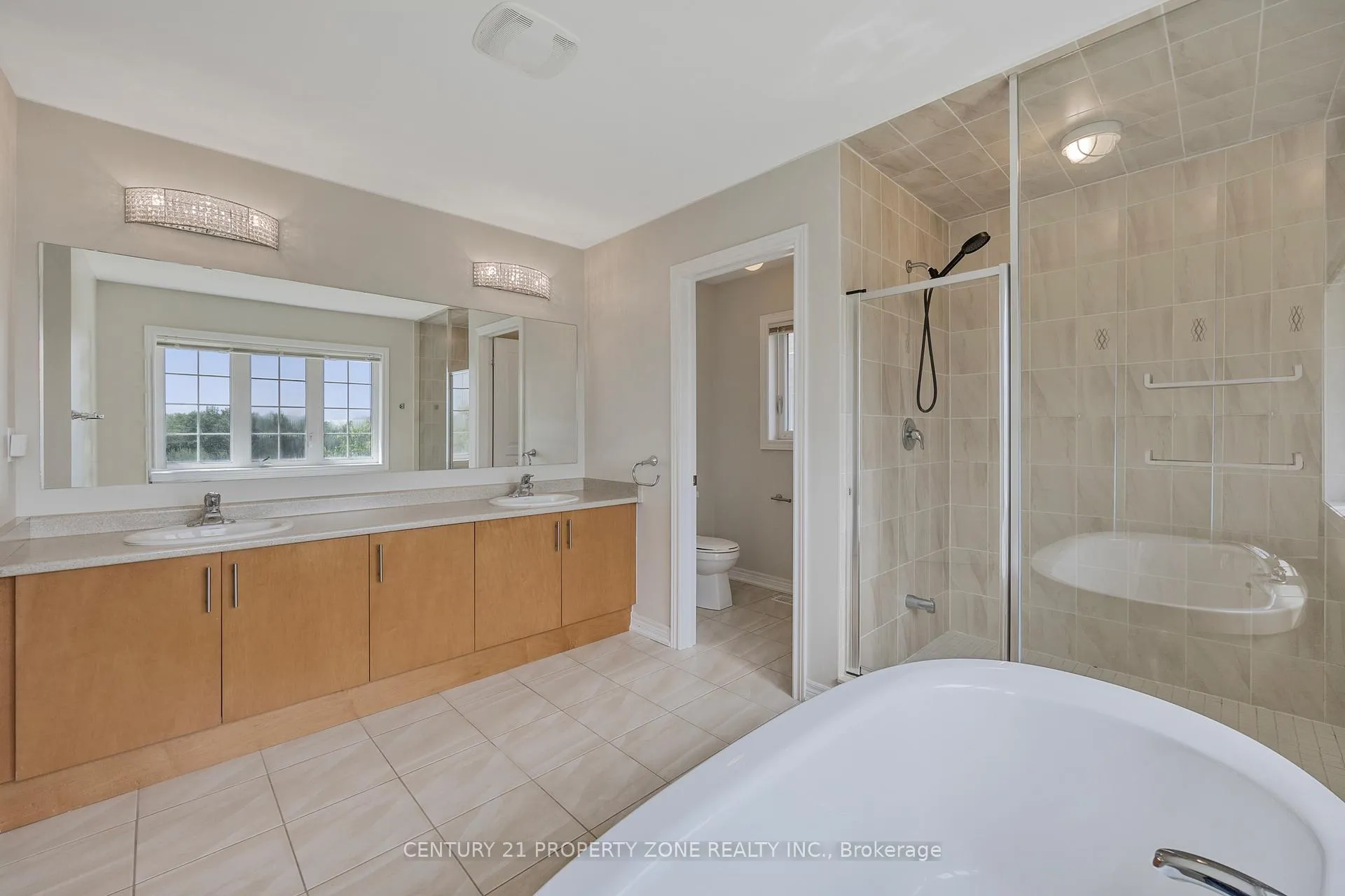 Photo 27 of 919 Green Street, Innisfil, Lefroy — HOMEH