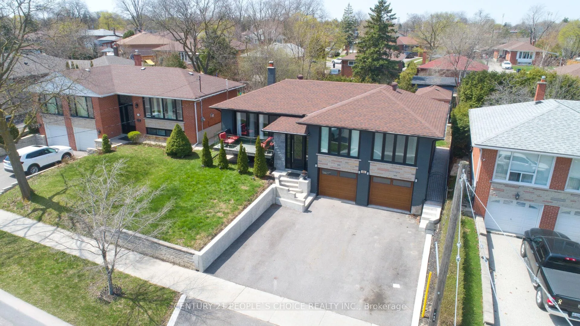 Front of 50 Jeffcoat Drive