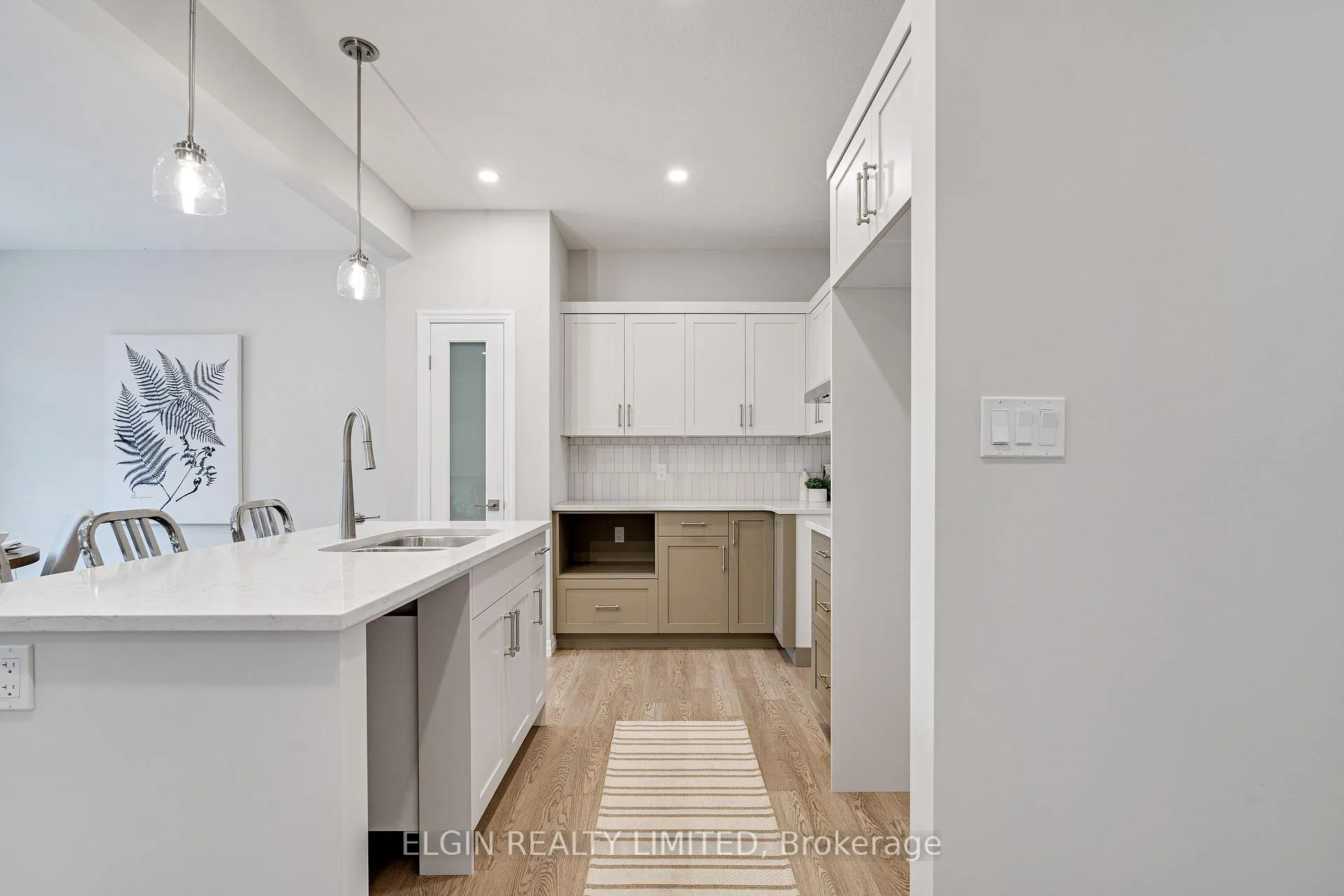 Photo 13 of 8 Columbus Court, Central Elgin, Rural Central Elgin — HOMEH