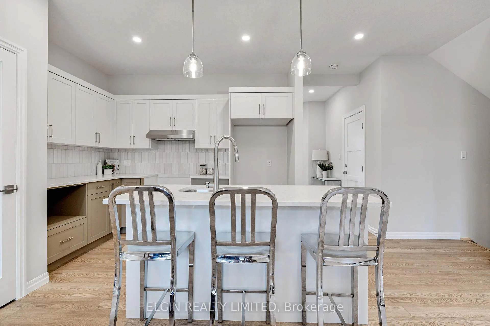Photo 16 of 8 Columbus Court, Central Elgin, Rural Central Elgin — HOMEH