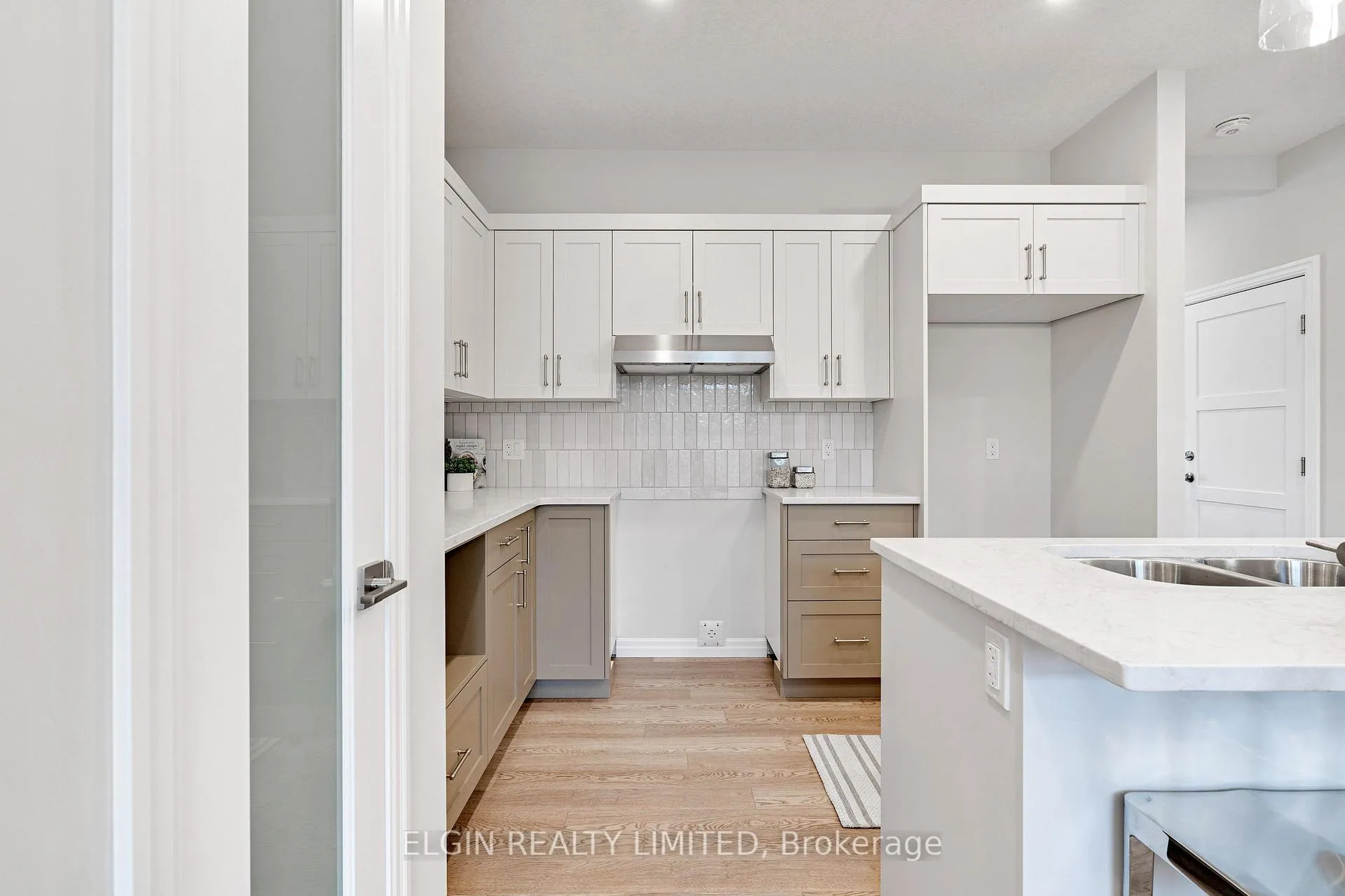 Photo 18 of 8 Columbus Court, Central Elgin, Rural Central Elgin — HOMEH