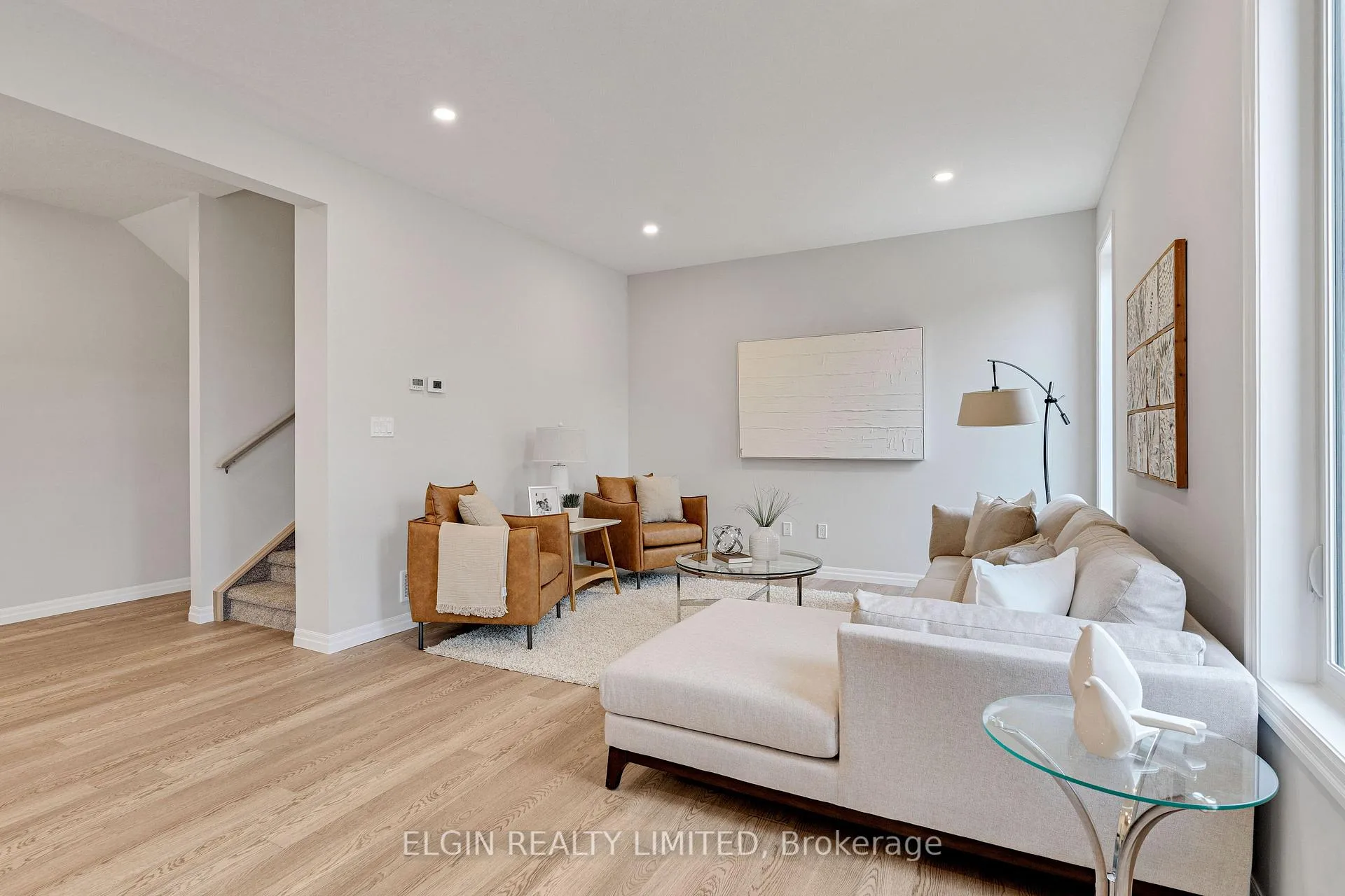 Photo 24 of 8 Columbus Court, Central Elgin, Rural Central Elgin — HOMEH