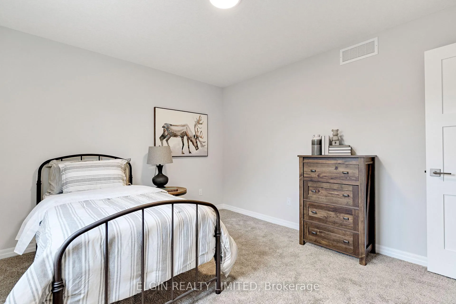 Photo 36 of 8 Columbus Court, Central Elgin, Rural Central Elgin — HOMEH