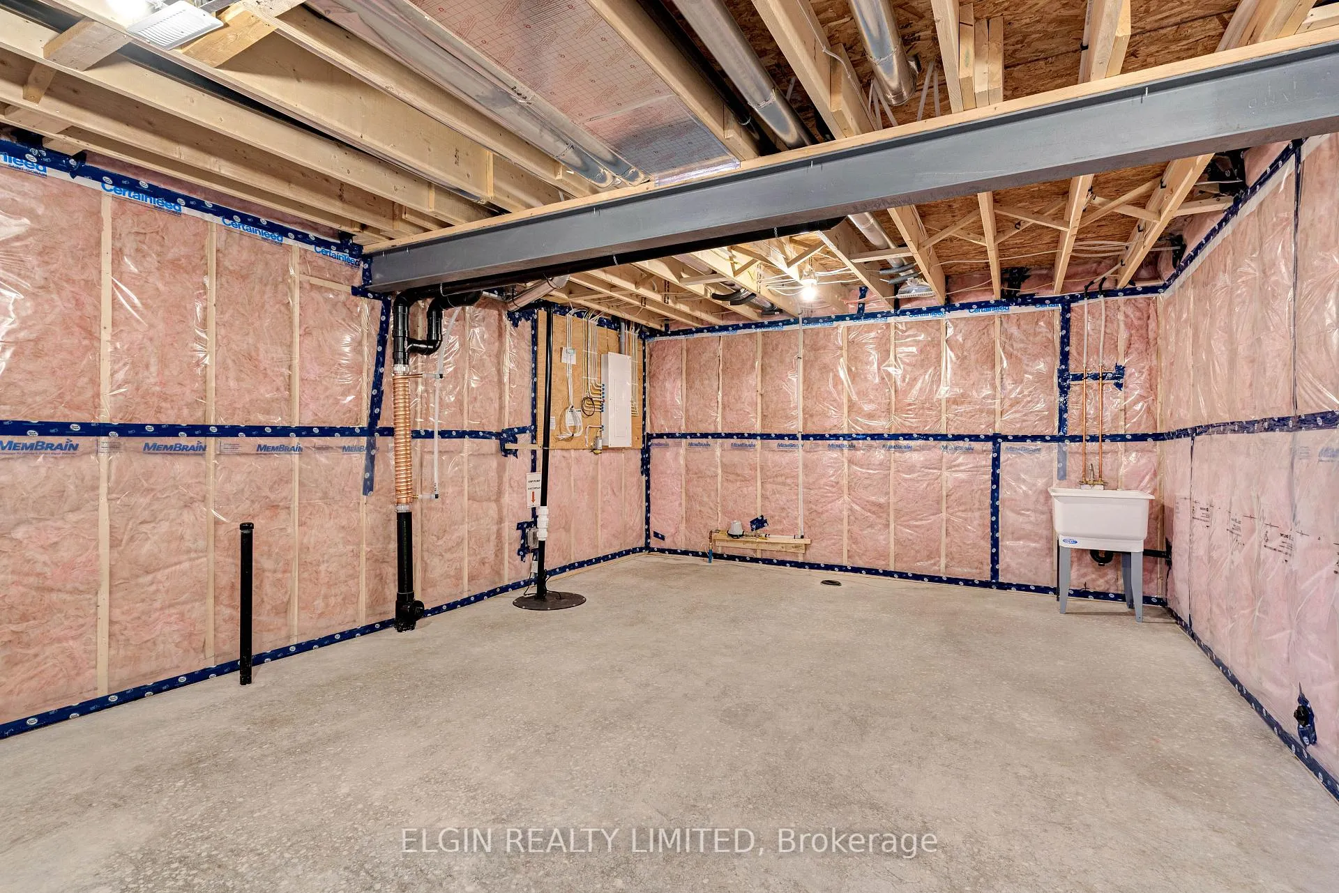 Photo 39 of 8 Columbus Court, Central Elgin, Rural Central Elgin — HOMEH