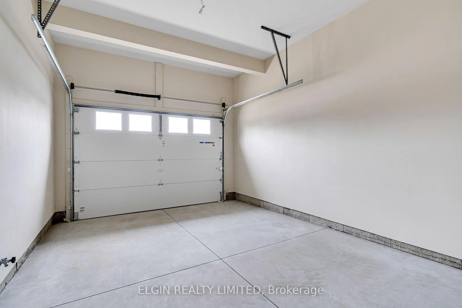 Photo 45 of 8 Columbus Court, Central Elgin, Rural Central Elgin — HOMEH