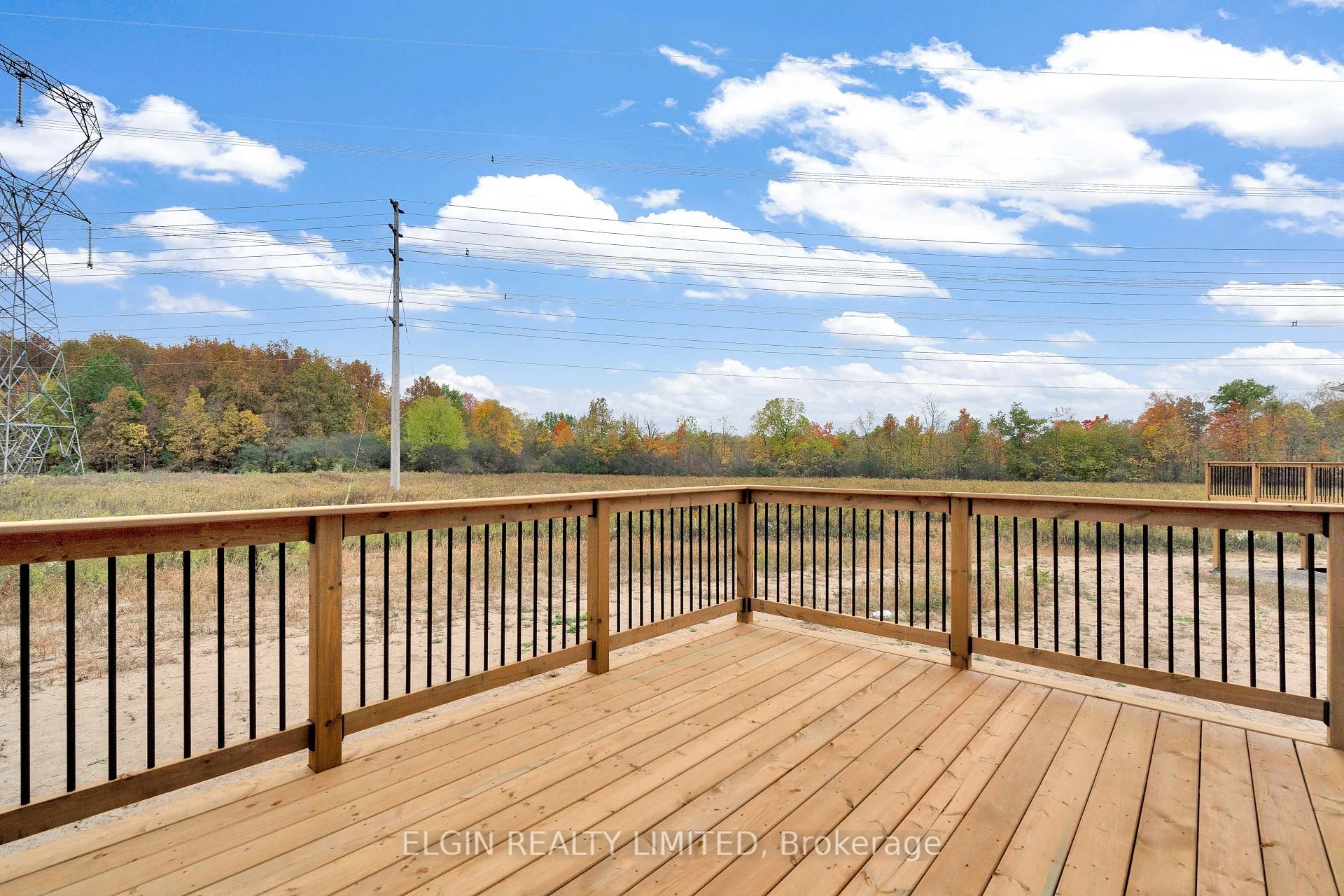 Photo 5 of 8 Columbus Court, Central Elgin, Rural Central Elgin — HOMEH