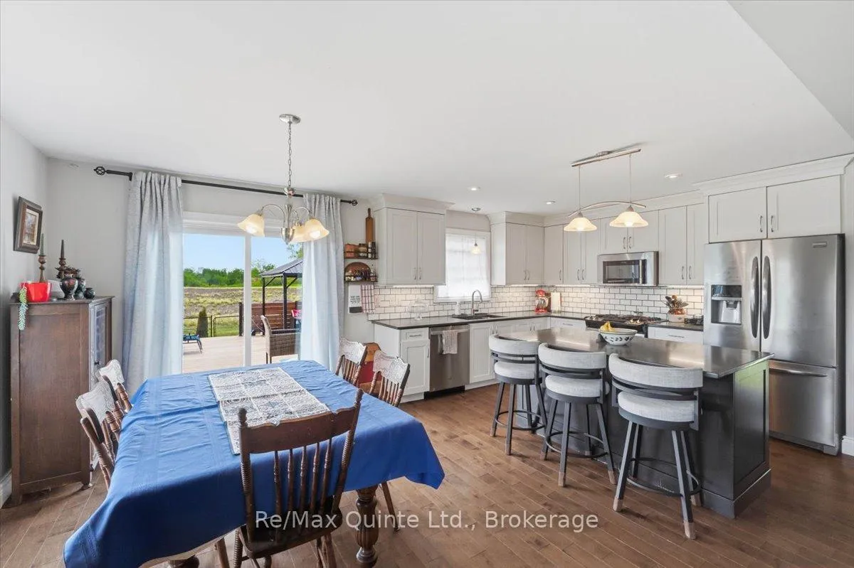 Photo 16 of 528 Willet Road, Belleville, Thurlow Ward — HOMEH