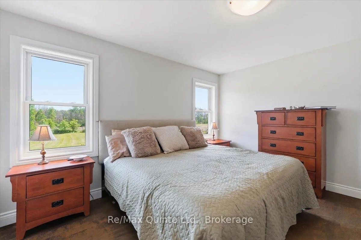 Photo 18 of 528 Willet Road, Belleville, Thurlow Ward — HOMEH