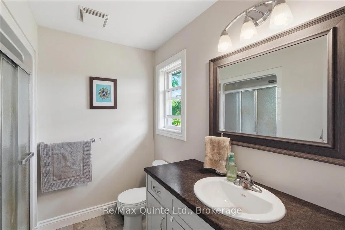 Photo 19 of 528 Willet Road, Belleville, Thurlow Ward — HOMEH