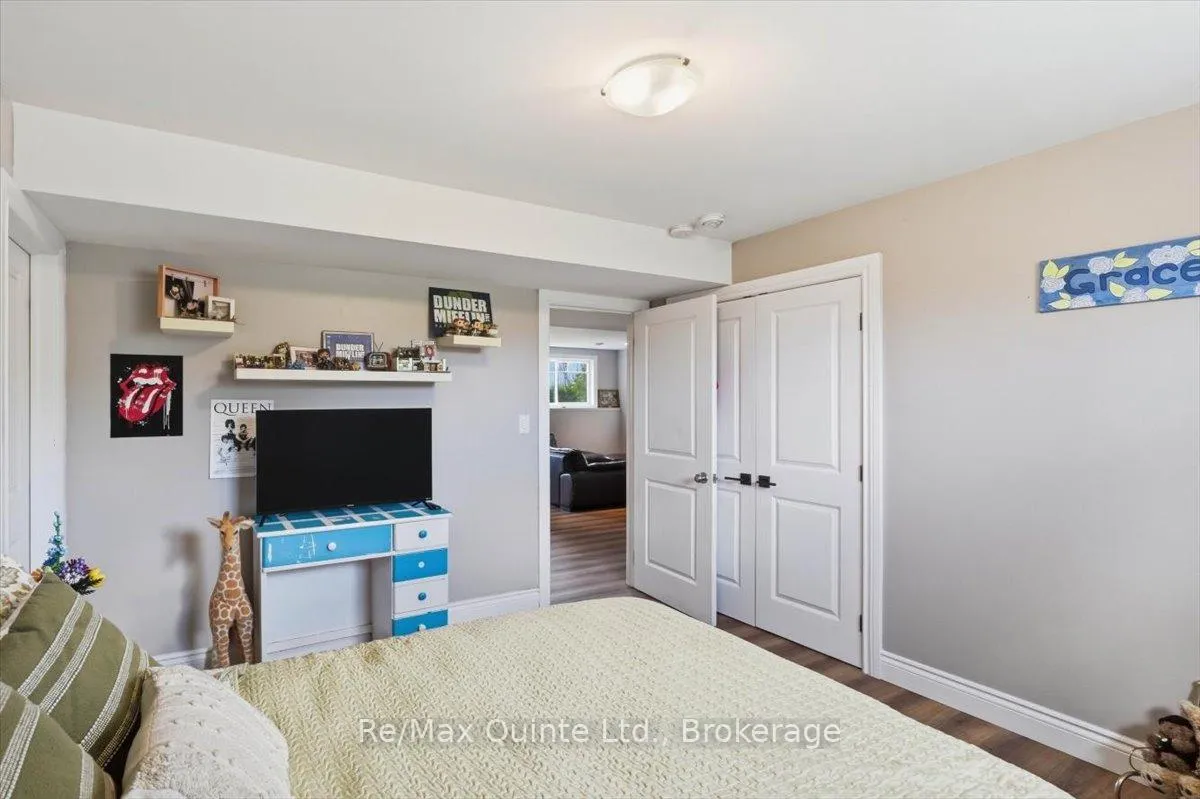 Photo 33 of 528 Willet Road, Belleville, Thurlow Ward — HOMEH