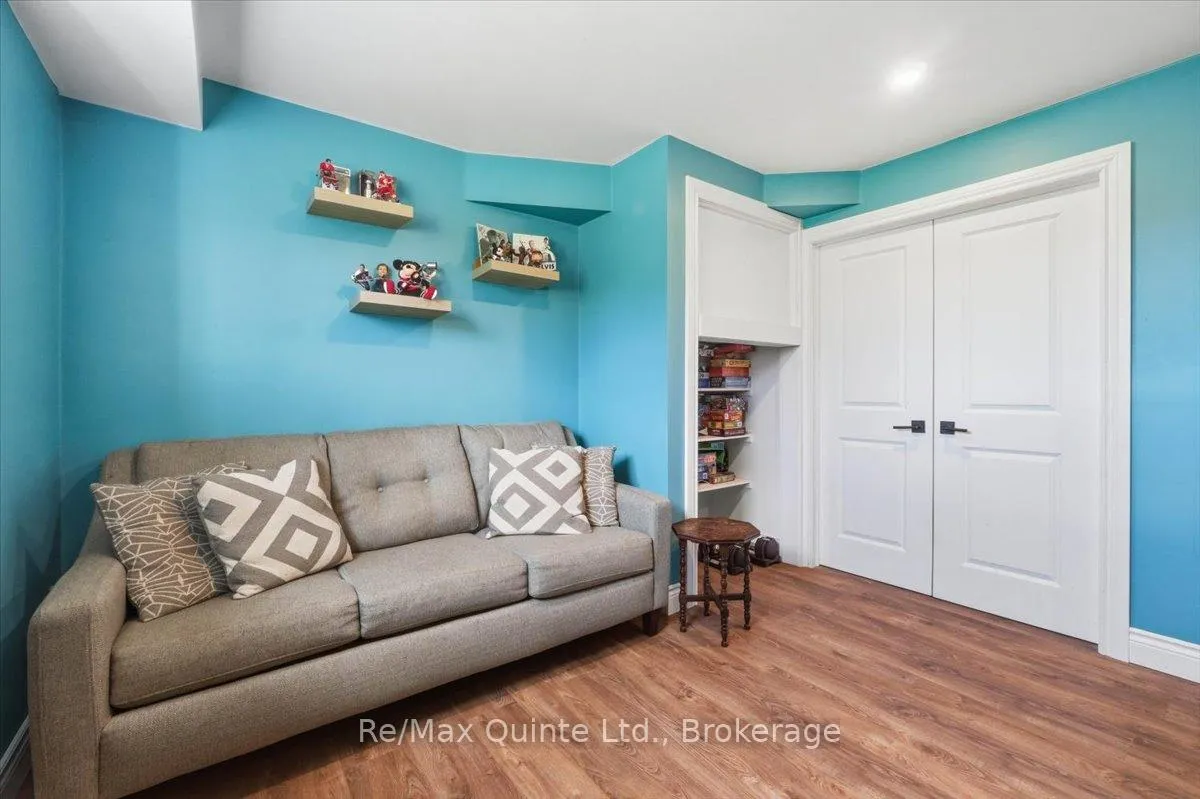 Photo 36 of 528 Willet Road, Belleville, Thurlow Ward — HOMEH