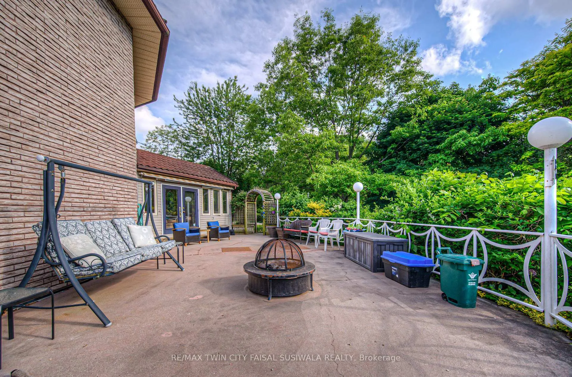 Photo 4 of 35 Robinson Road, Cambridge — HOMEH