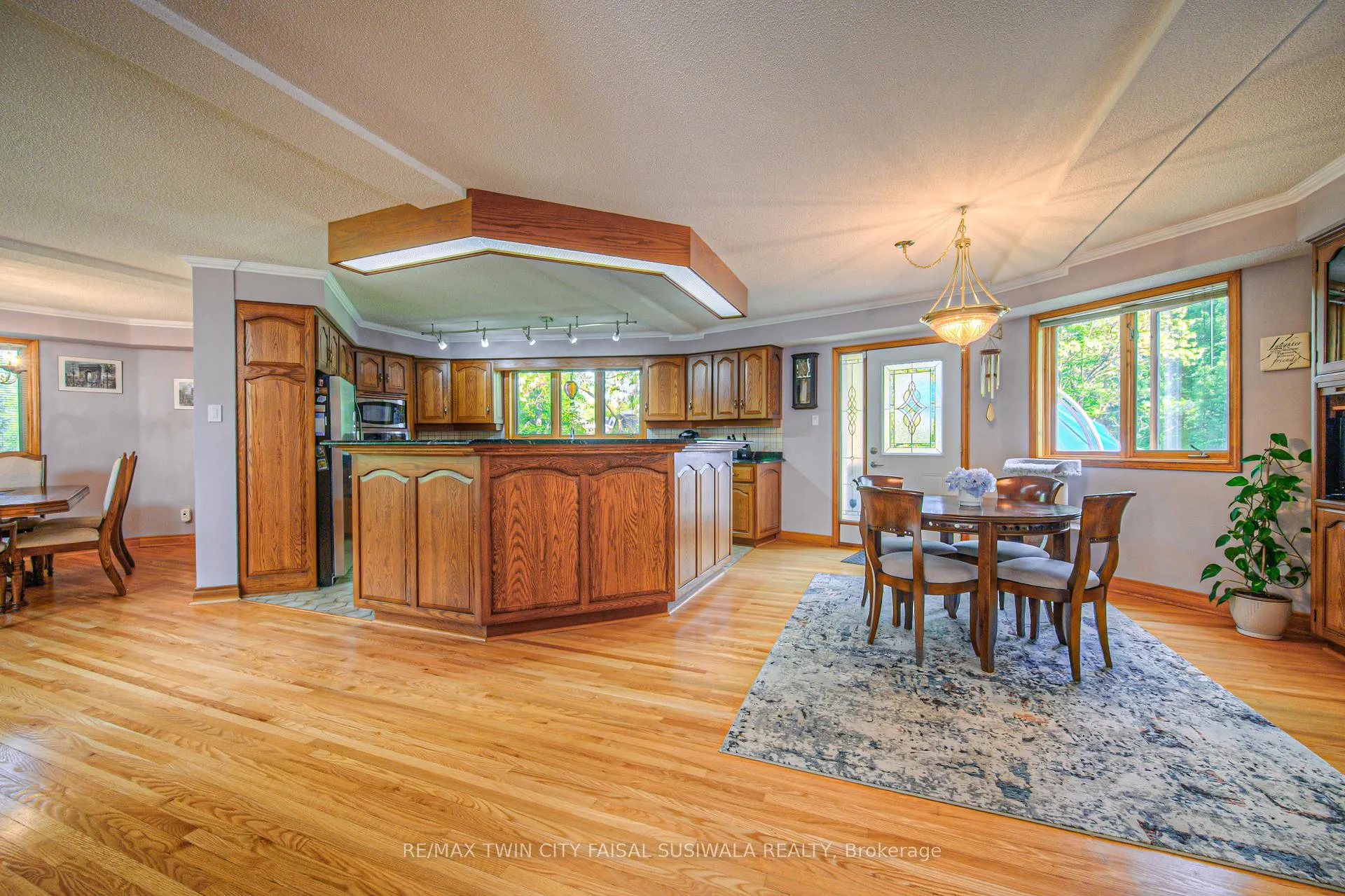 Photo 22 of 35 Robinson Road, Cambridge — HOMEH