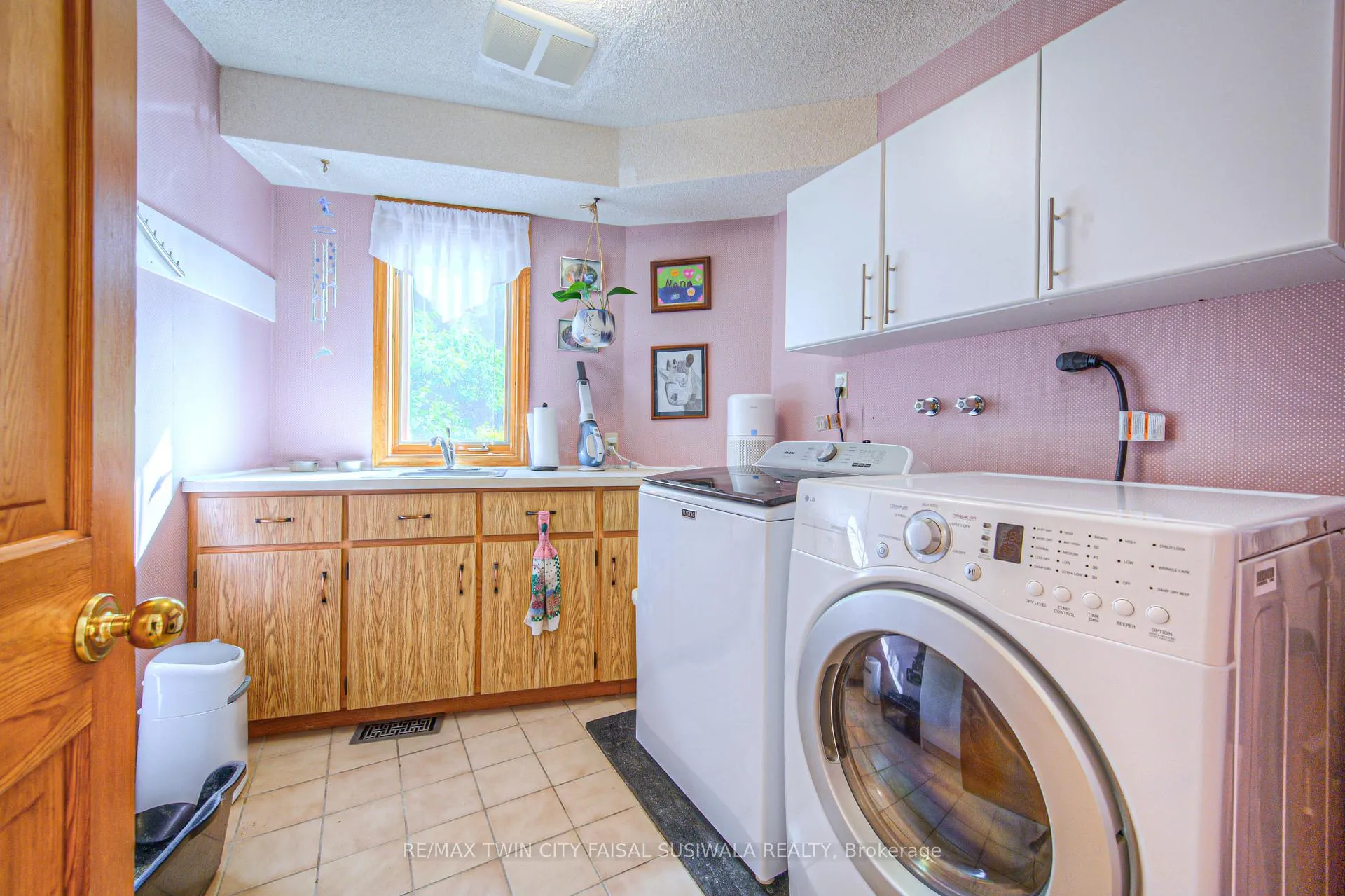Photo 31 of 35 Robinson Road, Cambridge — HOMEH