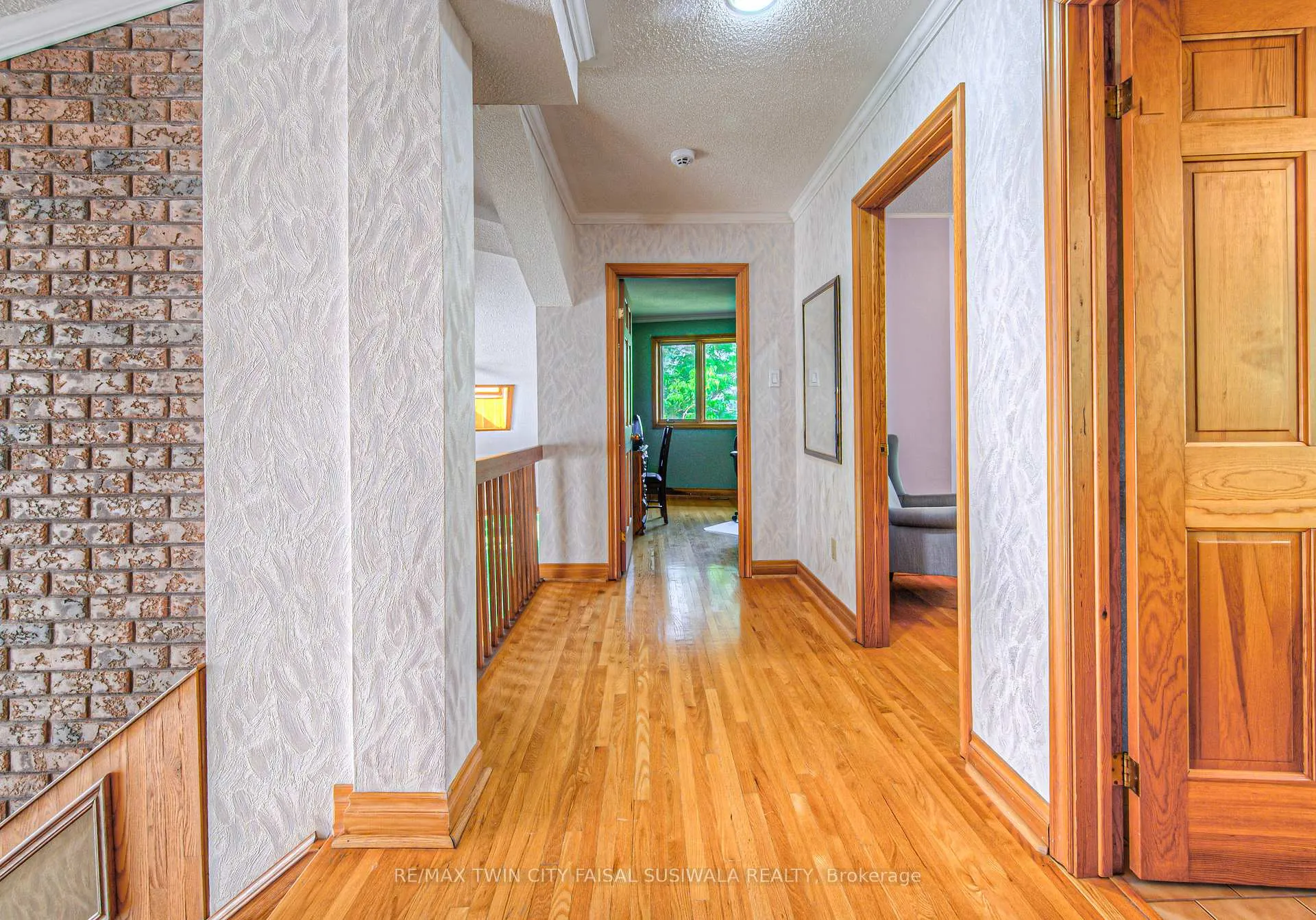 Photo 33 of 35 Robinson Road, Cambridge — HOMEH