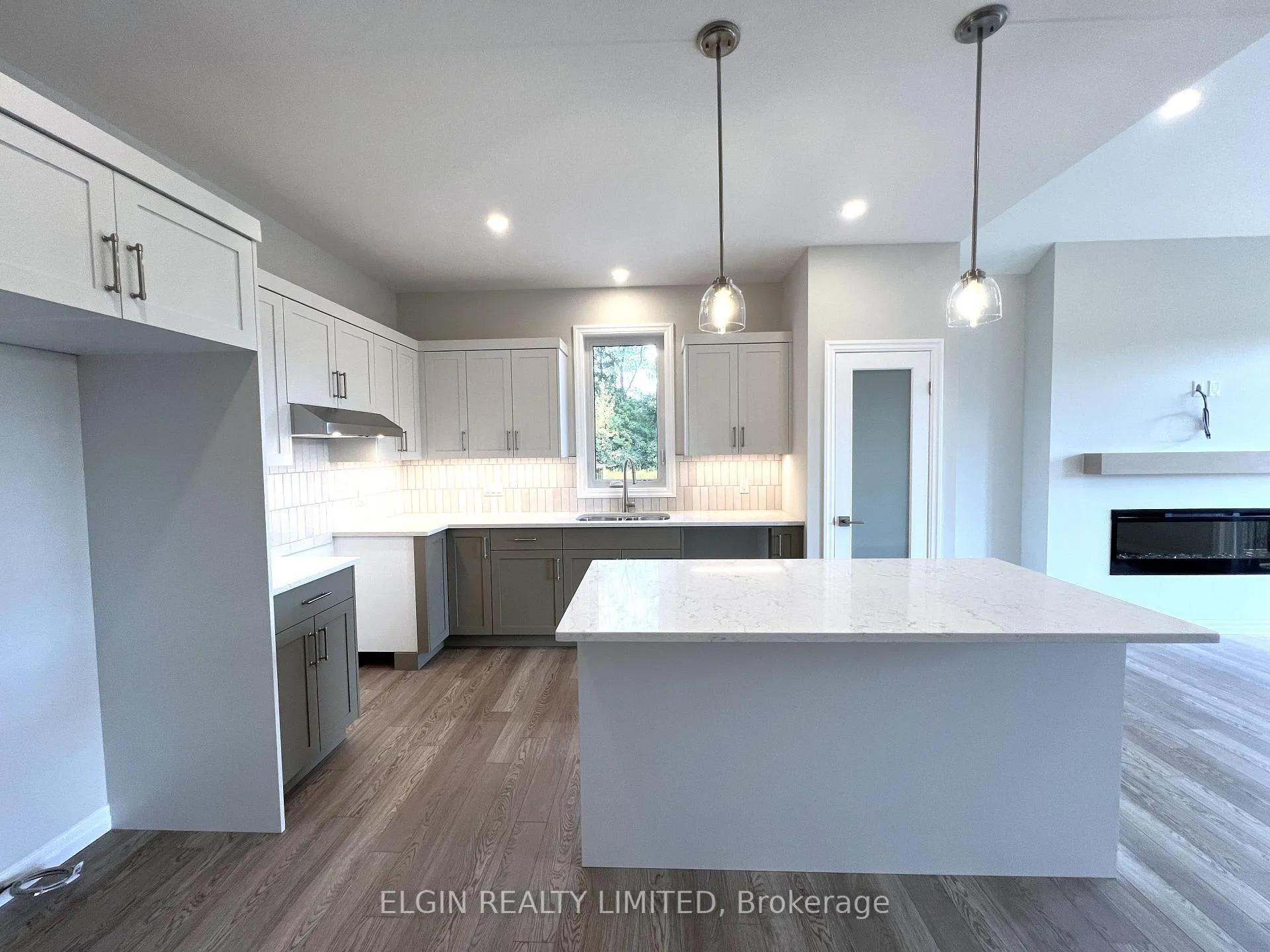 Photo 7 of 10 Columbus Court, Central Elgin, Rural Central Elgin — HOMEH