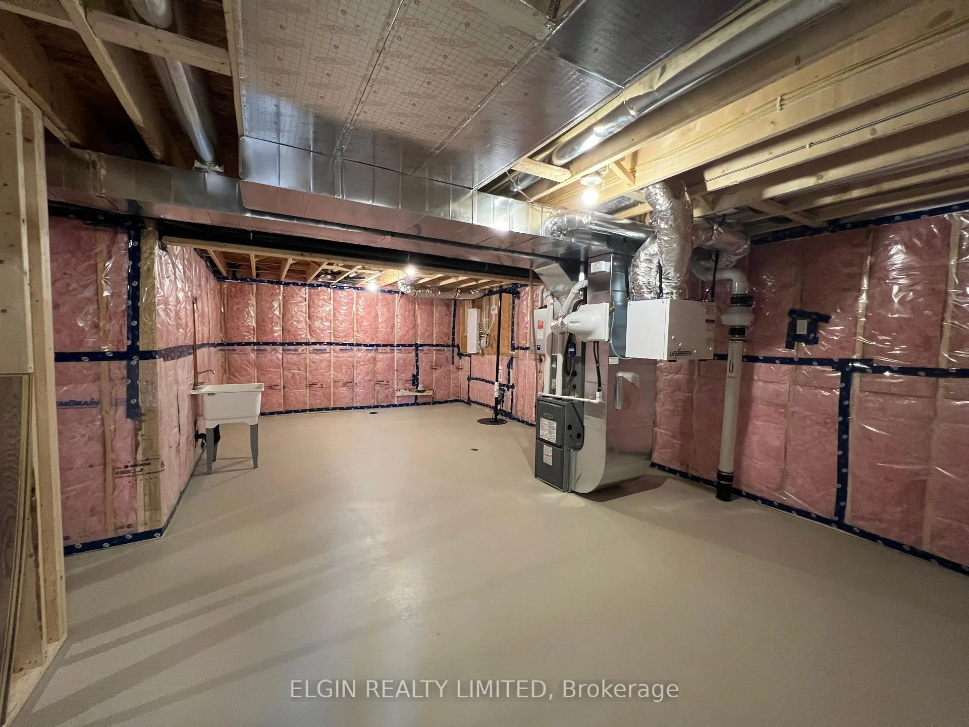 Photo 24 of 10 Columbus Court, Central Elgin, Rural Central Elgin — HOMEH