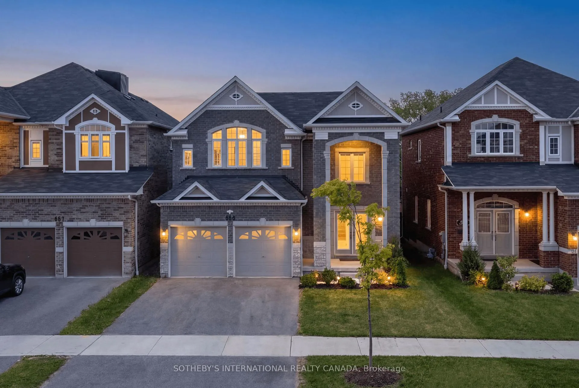 Photo 1 of 689 Audley Road S, Ajax, South East — HOMEH