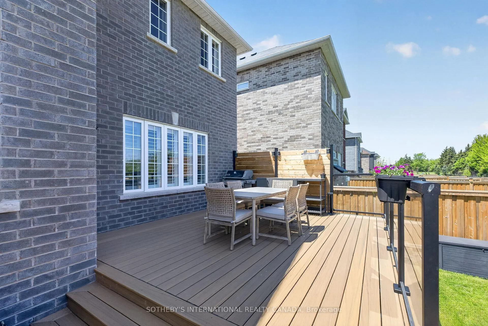 Photo 38 of 689 Audley Road S, Ajax, South East — HOMEH