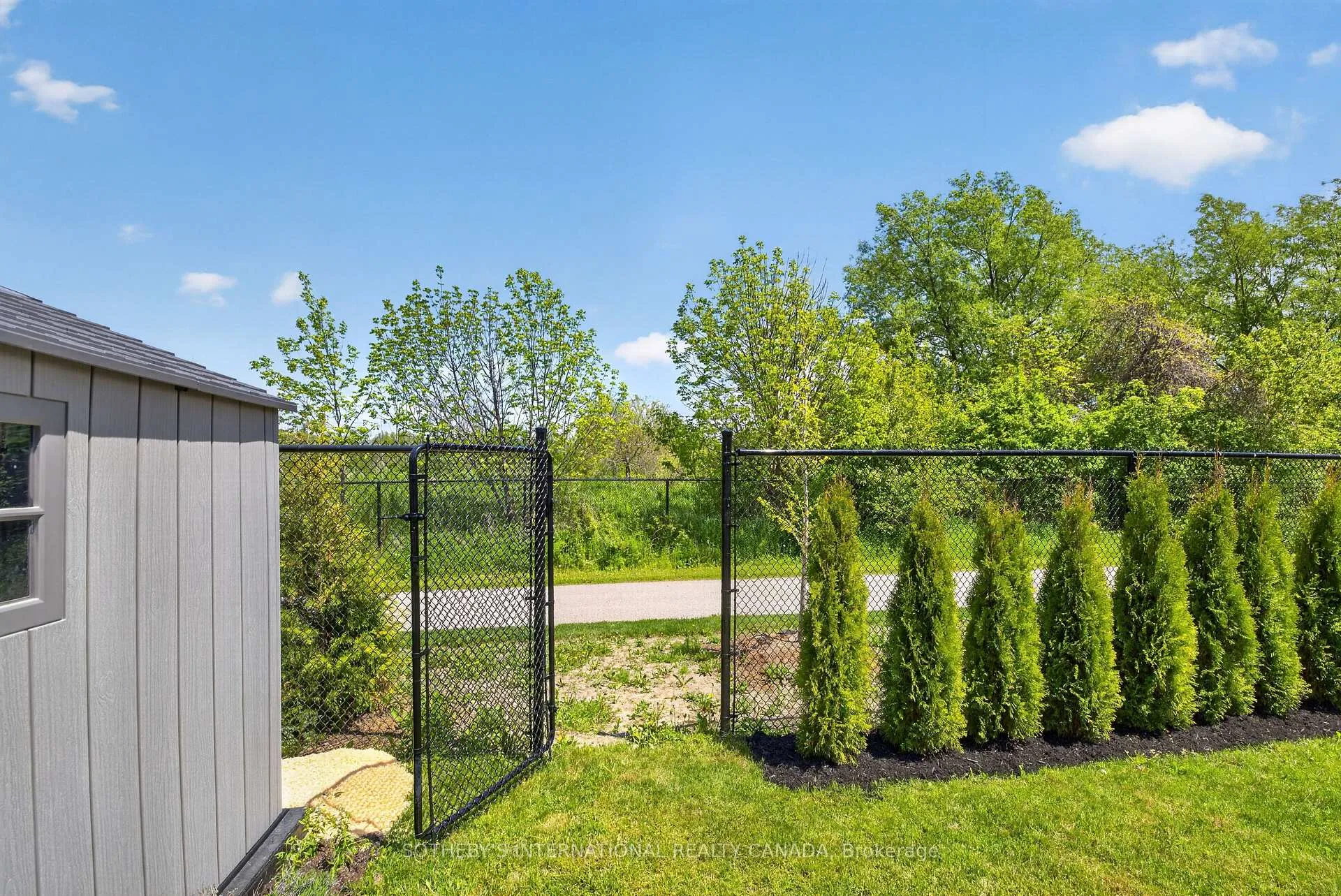 Photo 45 of 689 Audley Road S, Ajax, South East — HOMEH