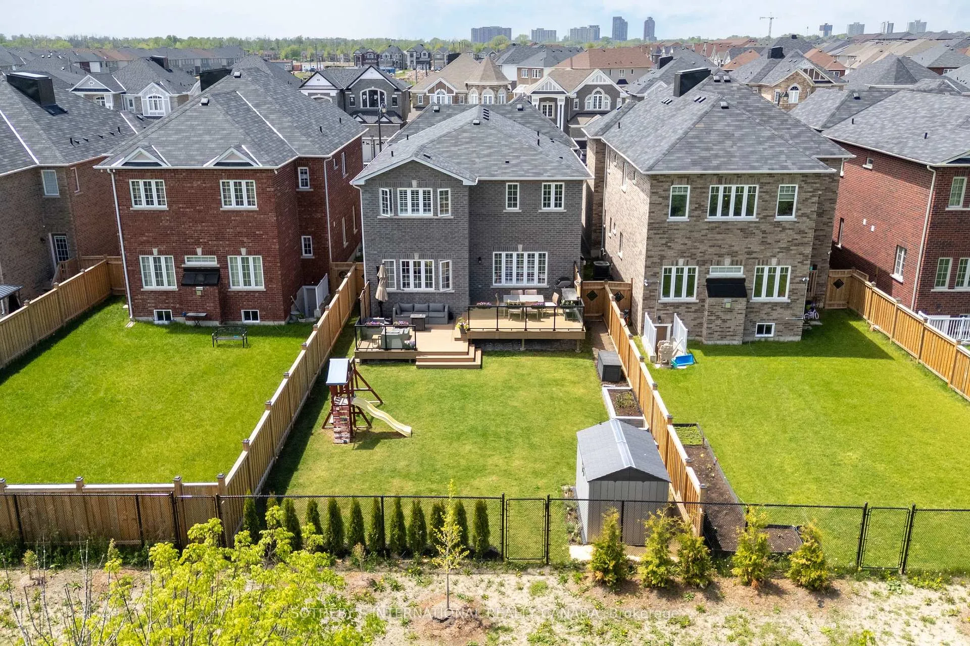 Photo 46 of 689 Audley Road S, Ajax, South East — HOMEH