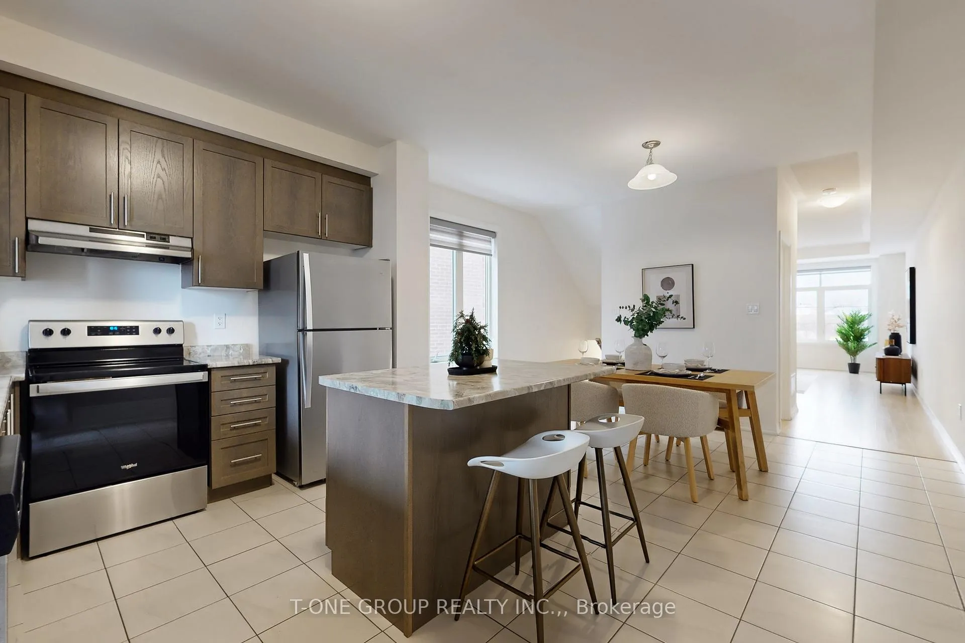 Photo 8 of 32 Stoeber Lane, Markham, Box Grove — HOMEH