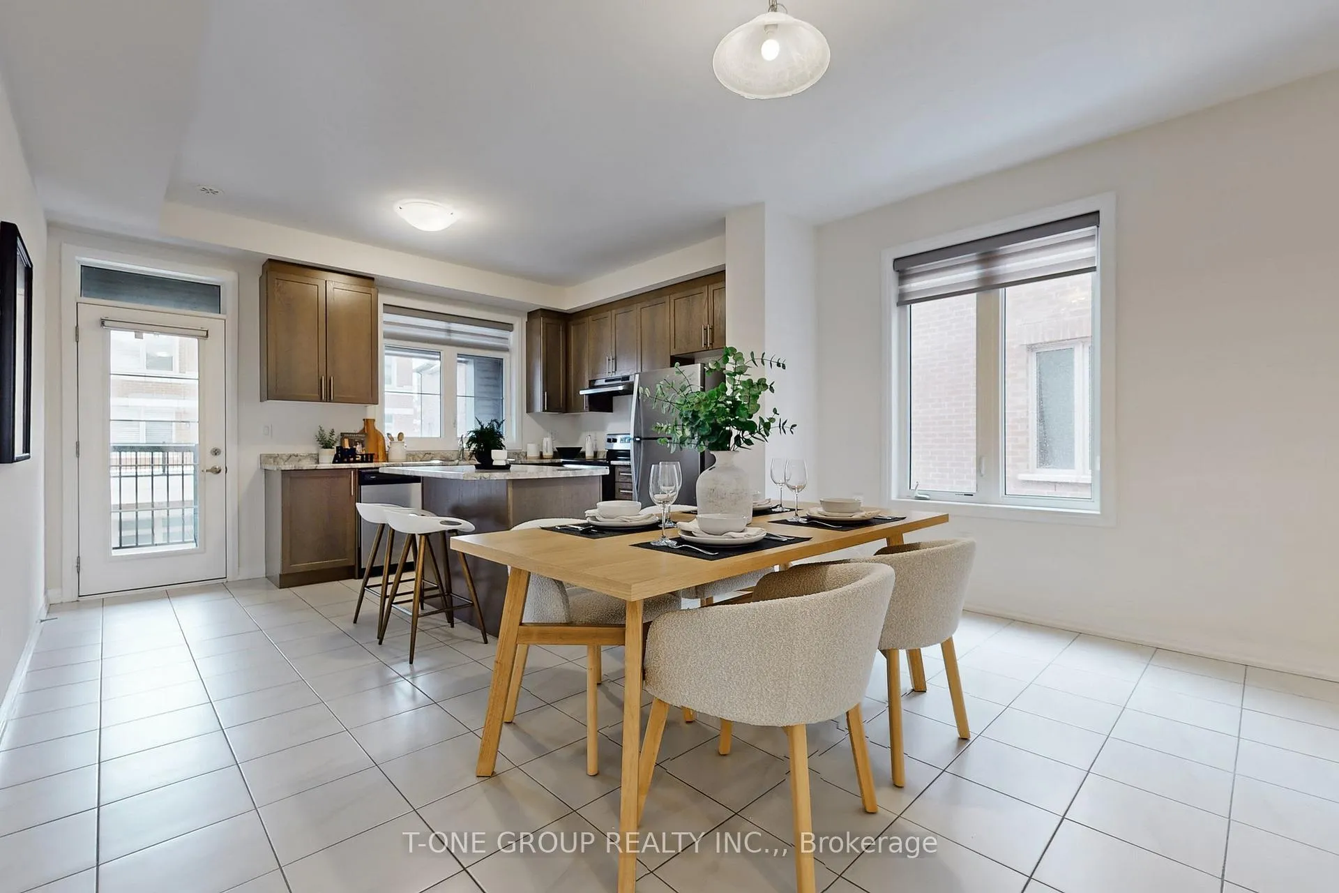 Photo 9 of 32 Stoeber Lane, Markham, Box Grove — HOMEH