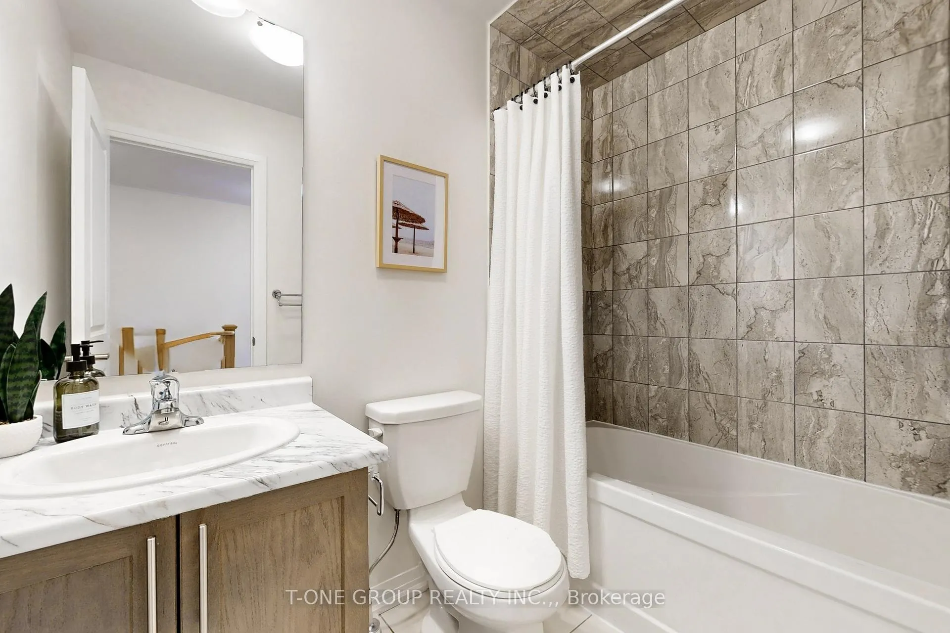 Photo 16 of 32 Stoeber Lane, Markham, Box Grove — HOMEH