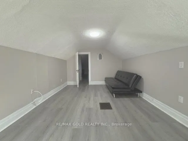 Photo 8 of 4755 Fourth Avenue, Niagara Falls, Cherrywood — HOMEH