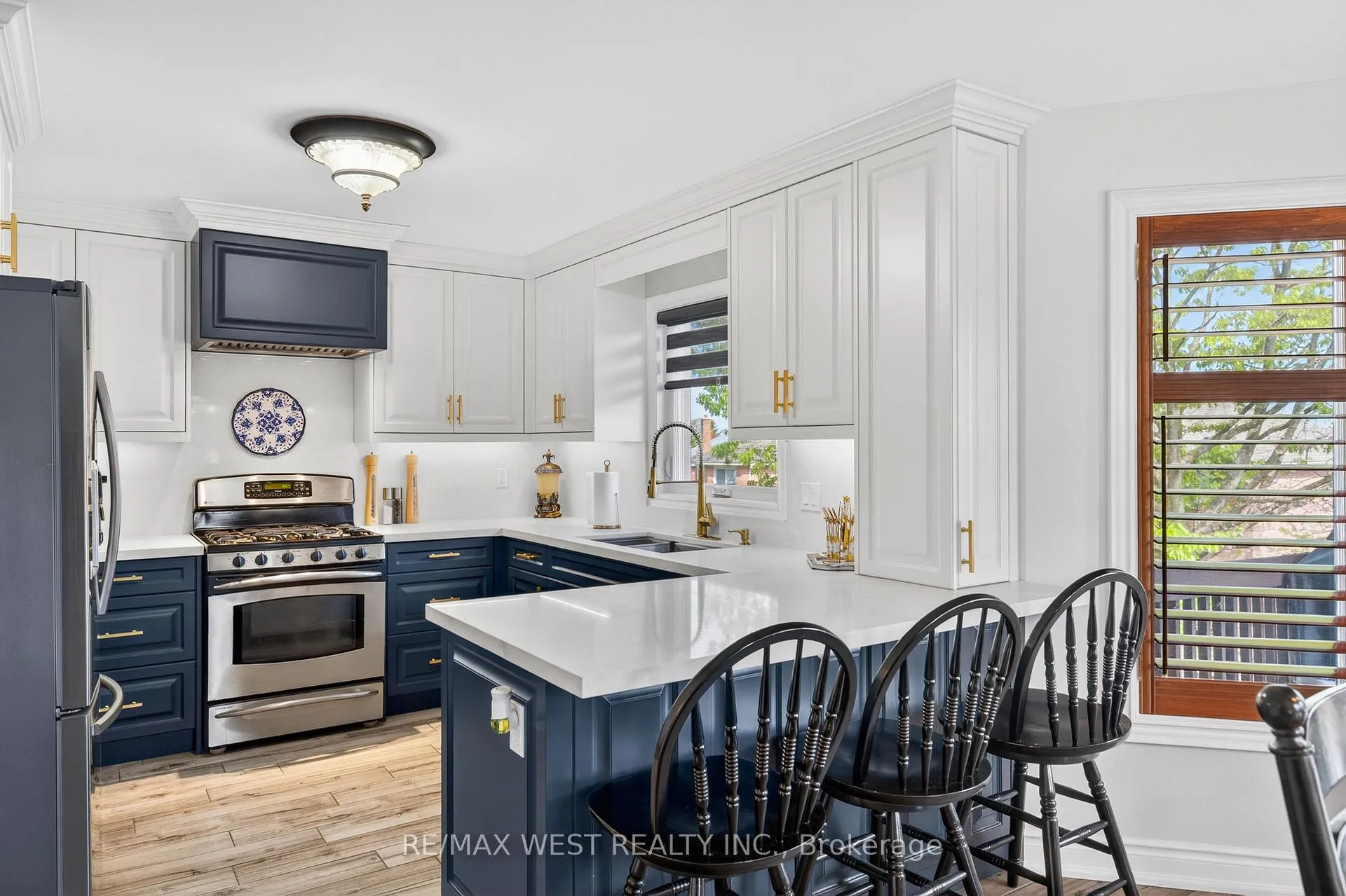 Photo 12 of 27 Golden Meadow Road, Barrie, Bayshore — HOMEH