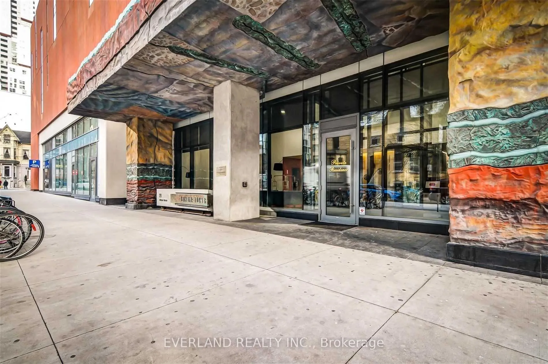 Front of Unit 4001, 21 Widmer Street