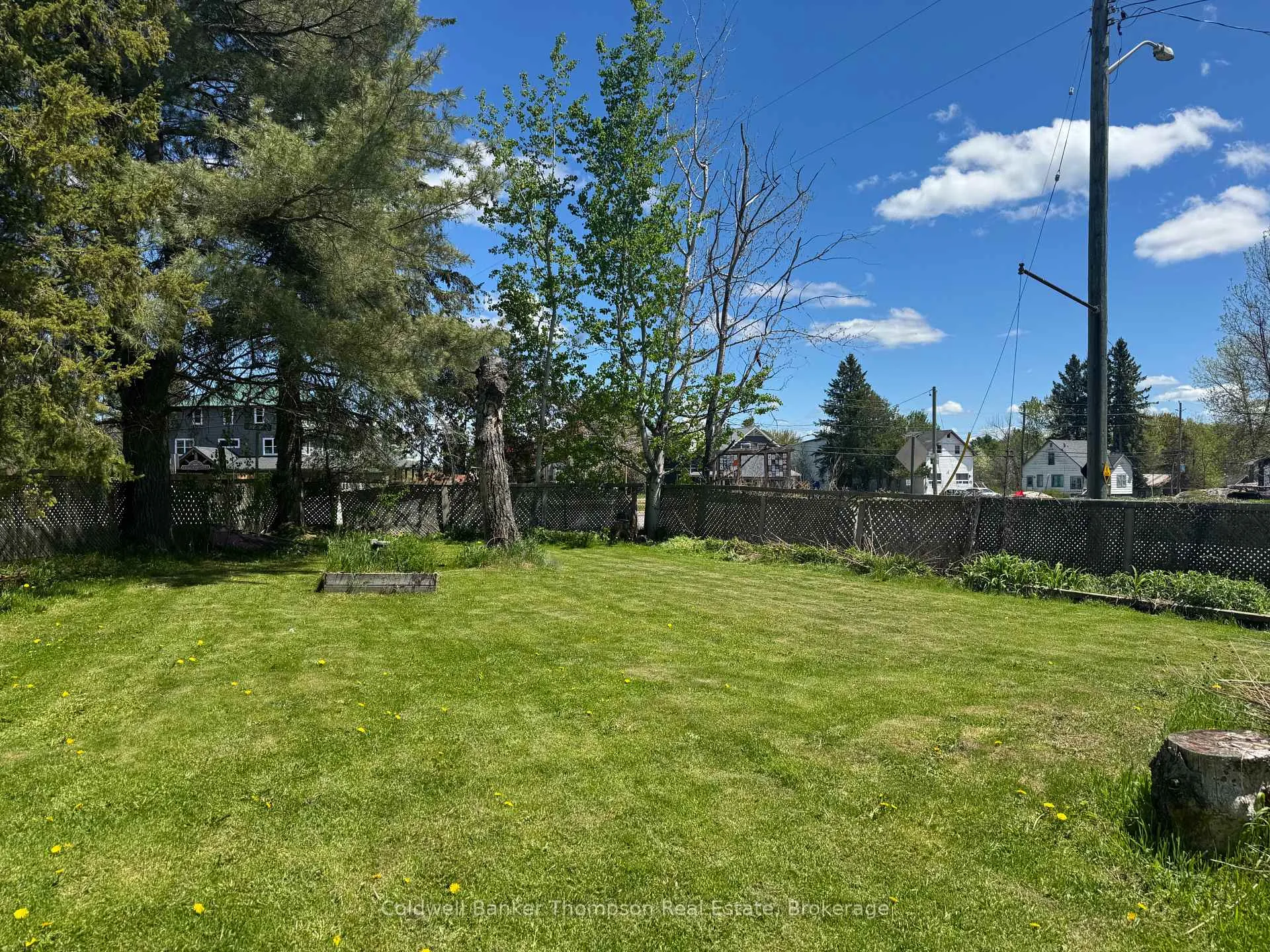 Photo 21 of 5 Bay Street, Magnetawan — HOMEH