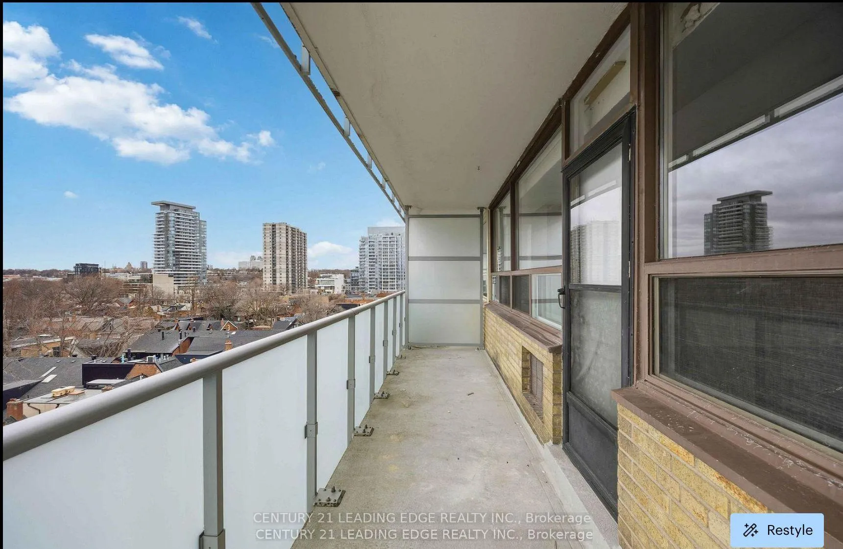 Photo 10 of Unit 501, 103 Avenue Road, Toronto, The Annex — HOMEH